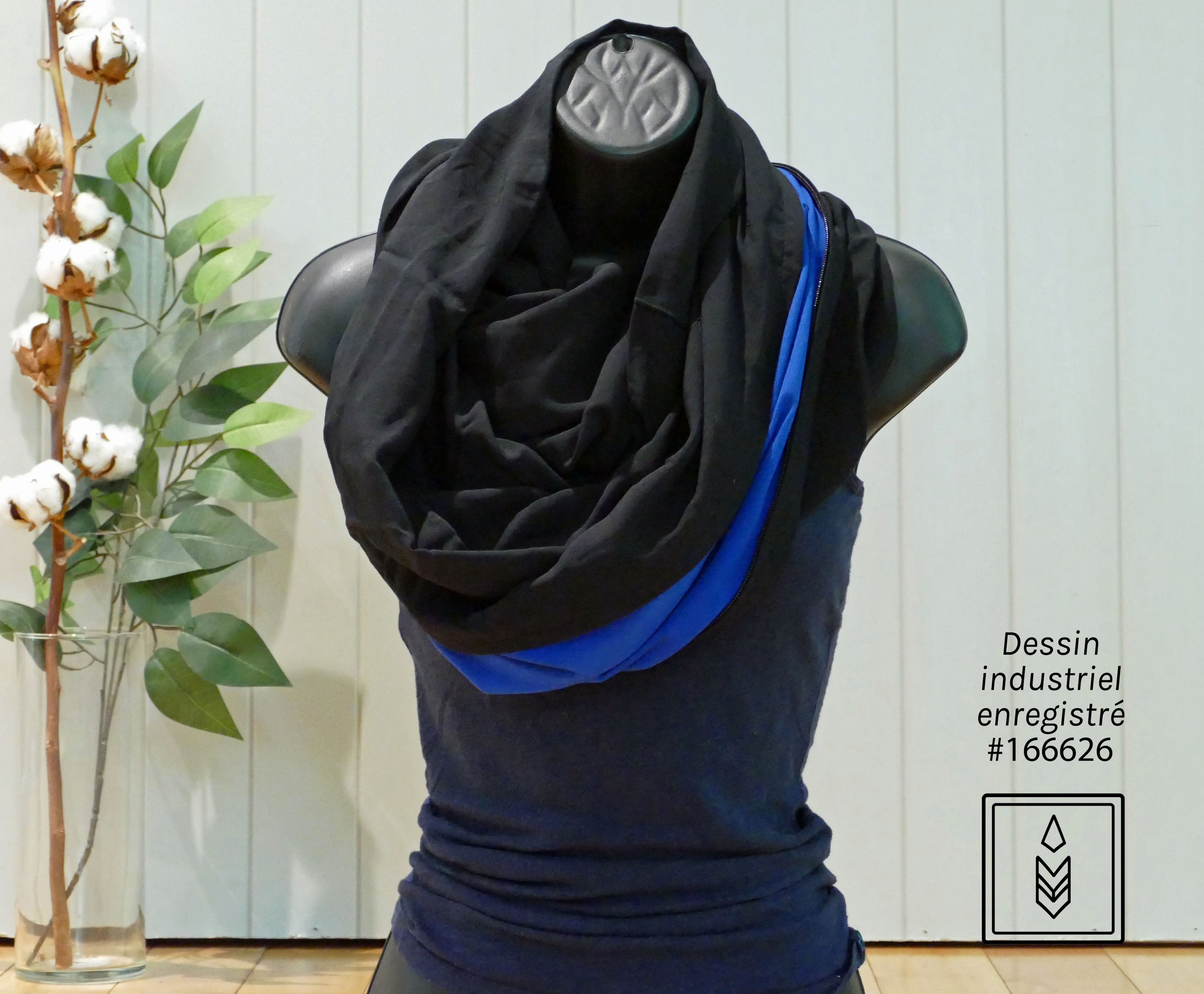 Foulard infini en coton biologique noir uni pour femme