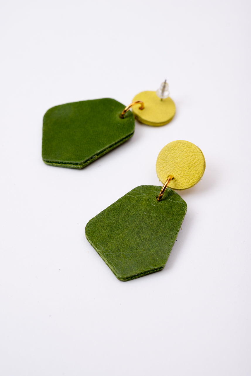 Granges boucles d'oreilles géométriques en cuir modèle DÉLIMA