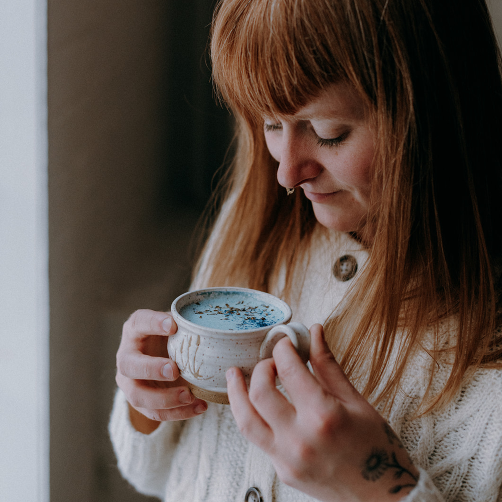 Latté nocturne bleu - Lavande et Basilic