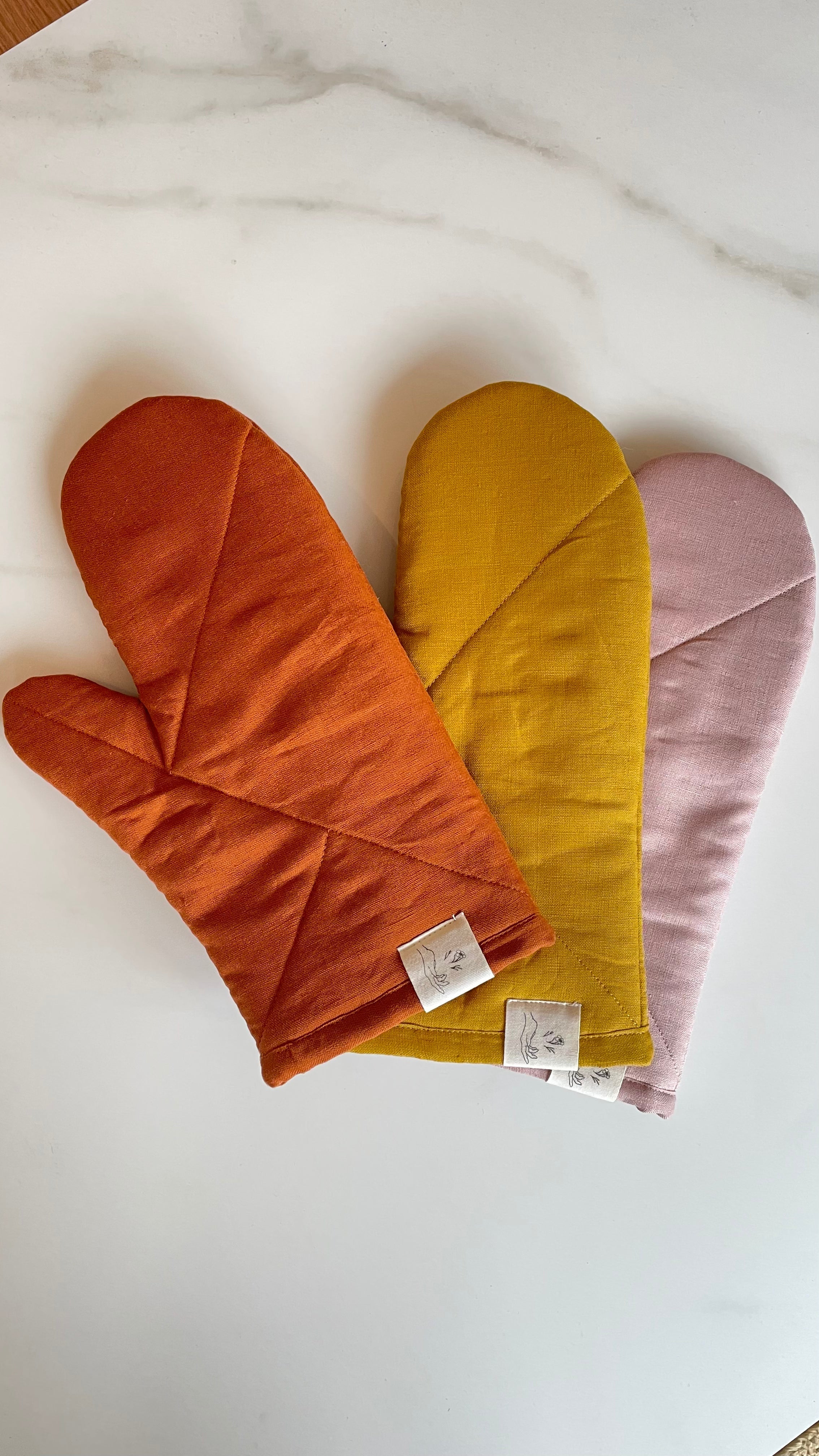 Mitaine pour le four (plusieurs couleurs disponibles)