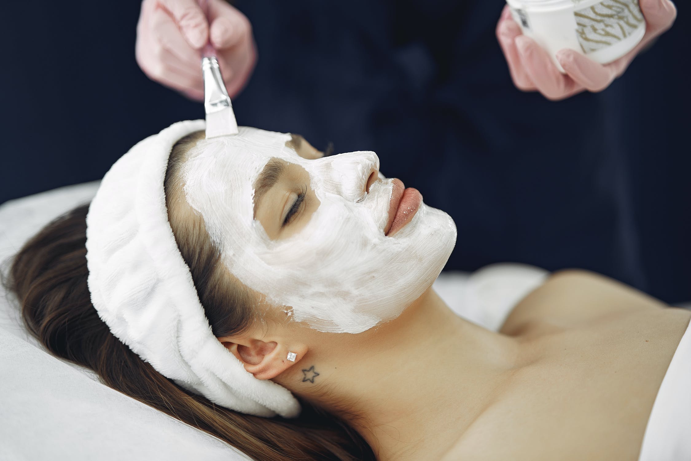 Facial treatment and massage for 2 people - Francine Thibeault Health and Beauty Center