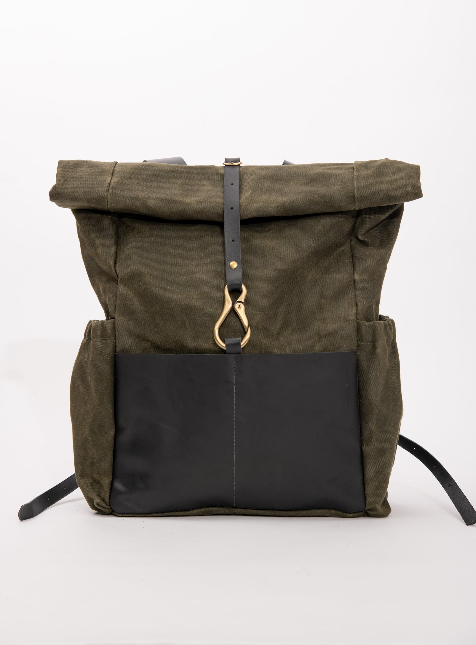 Sac à dos en cuir et coton ciré modèle DE LORIMIER