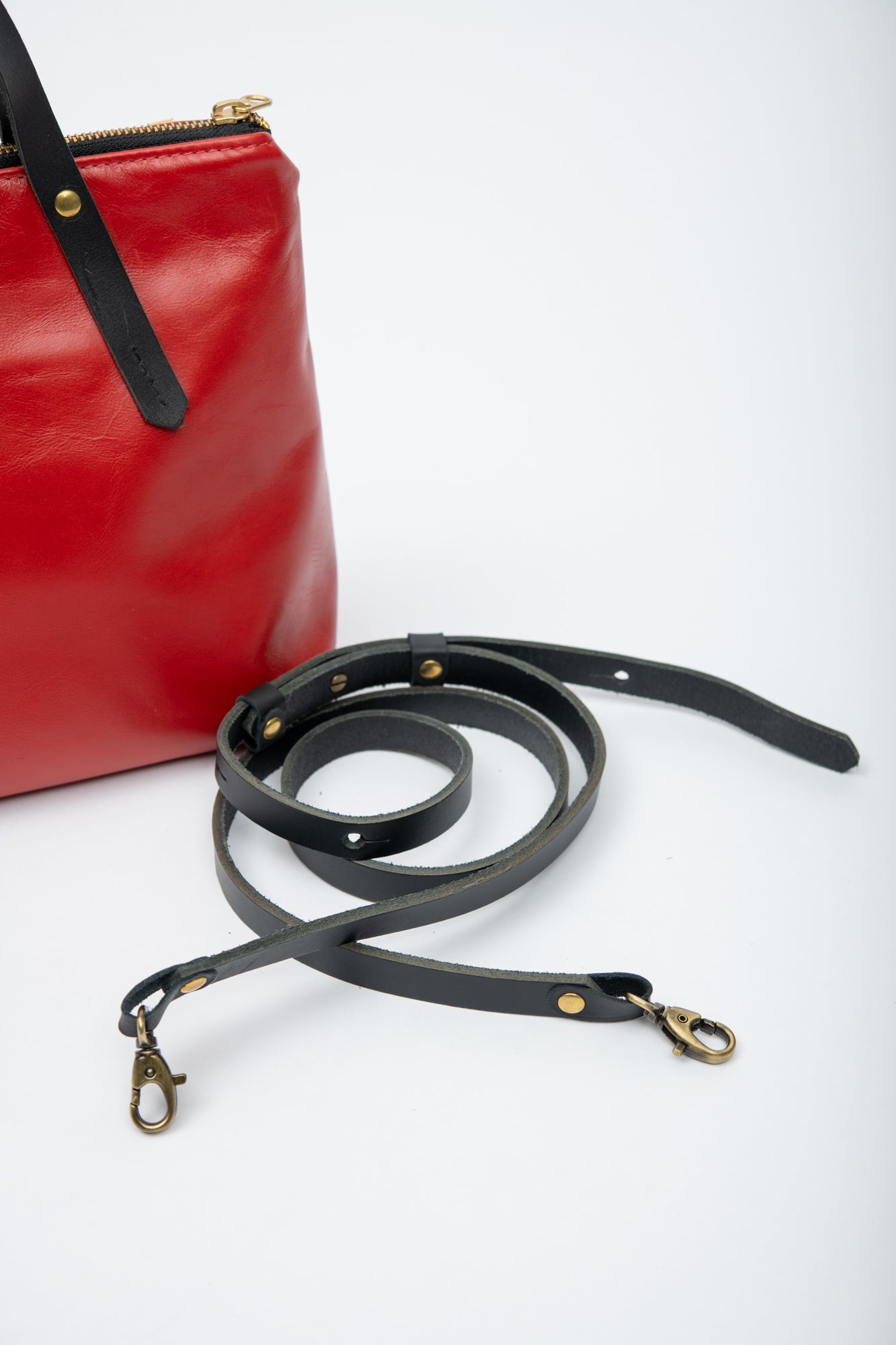 Sac à main en cuir avec ganse bandoulière modèle PAPINEAU