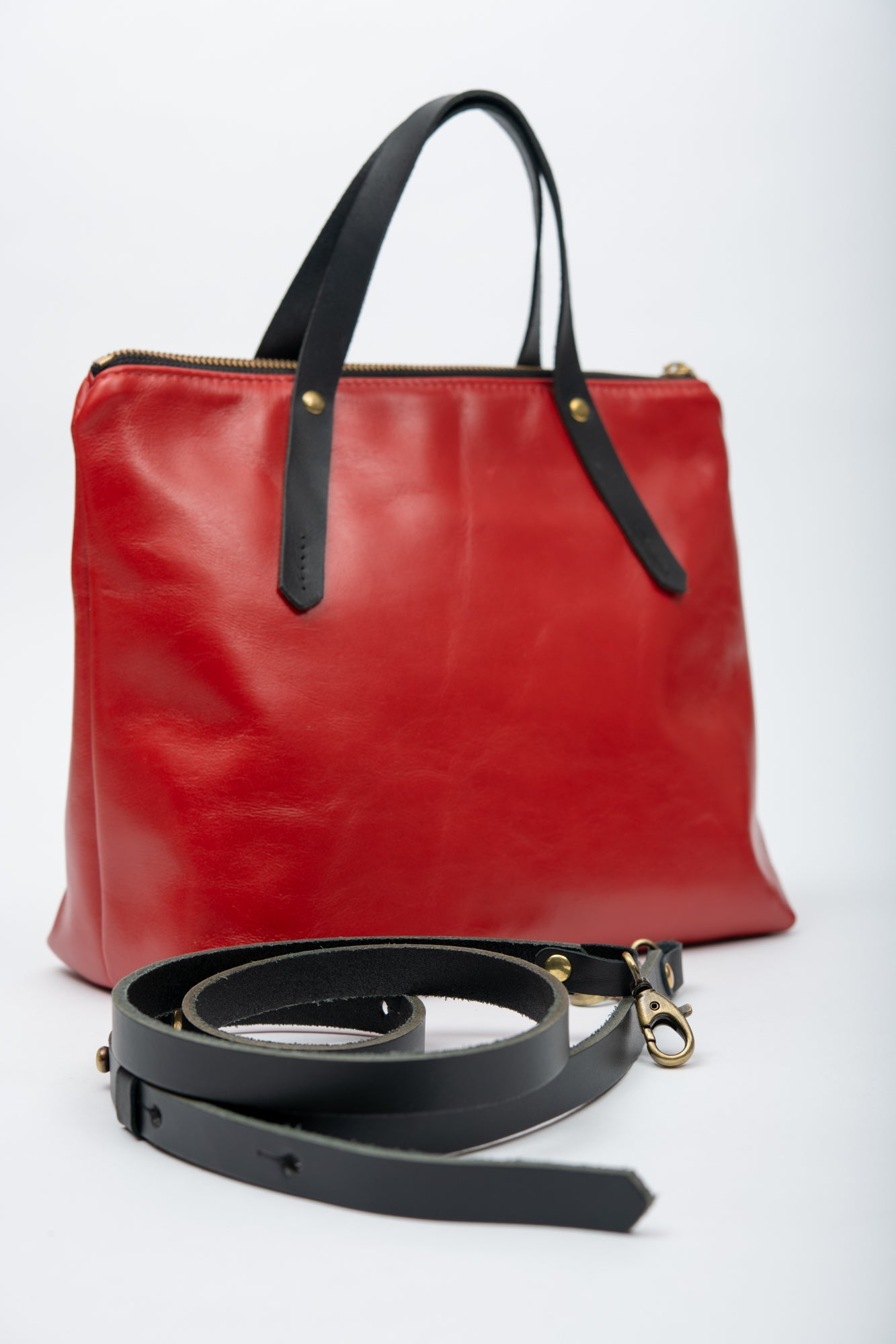 Sac à main en cuir avec ganse bandoulière modèle PAPINEAU