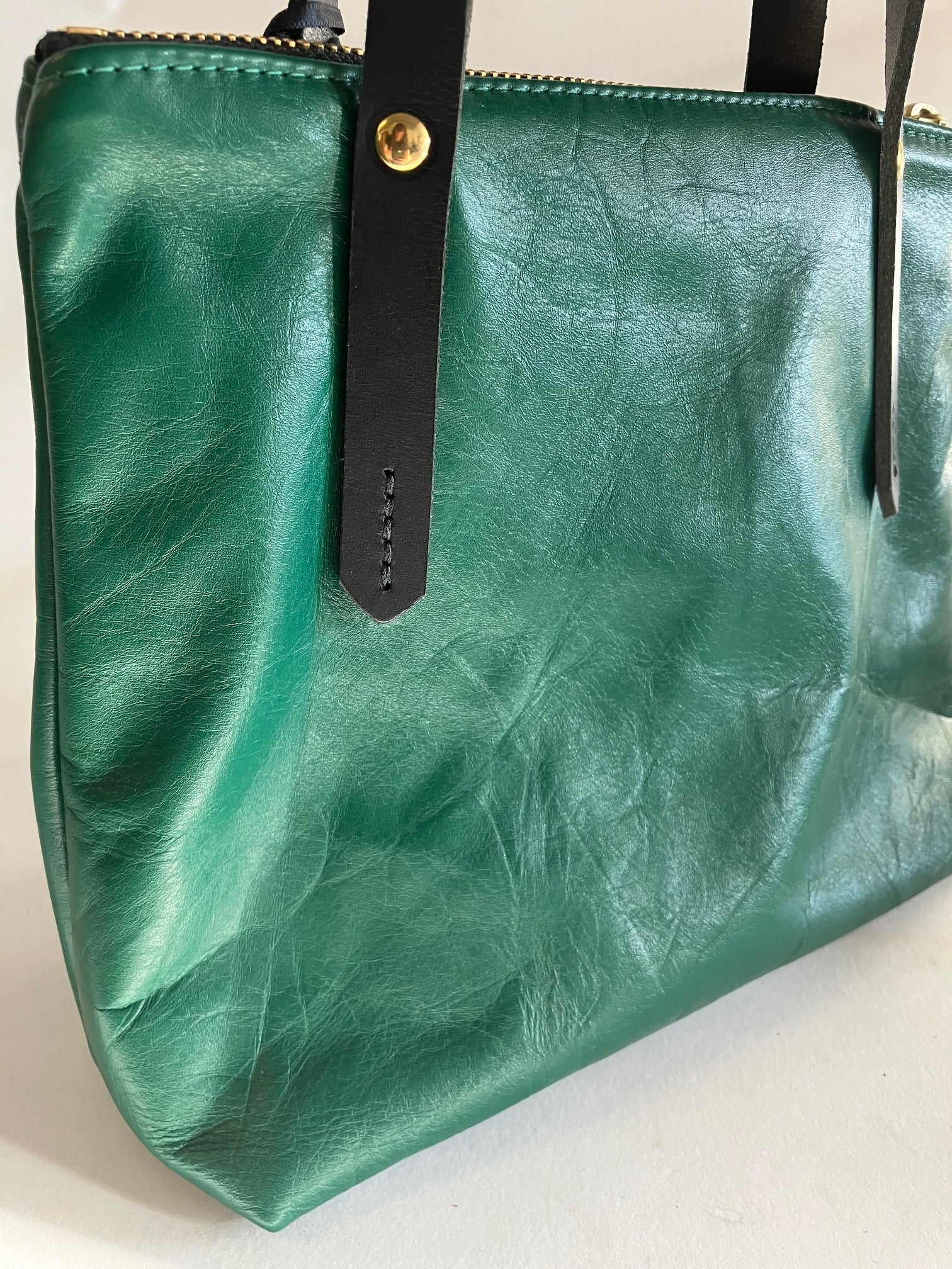 Sac à main en cuir avec ganse bandoulière modèle PAPINEAU