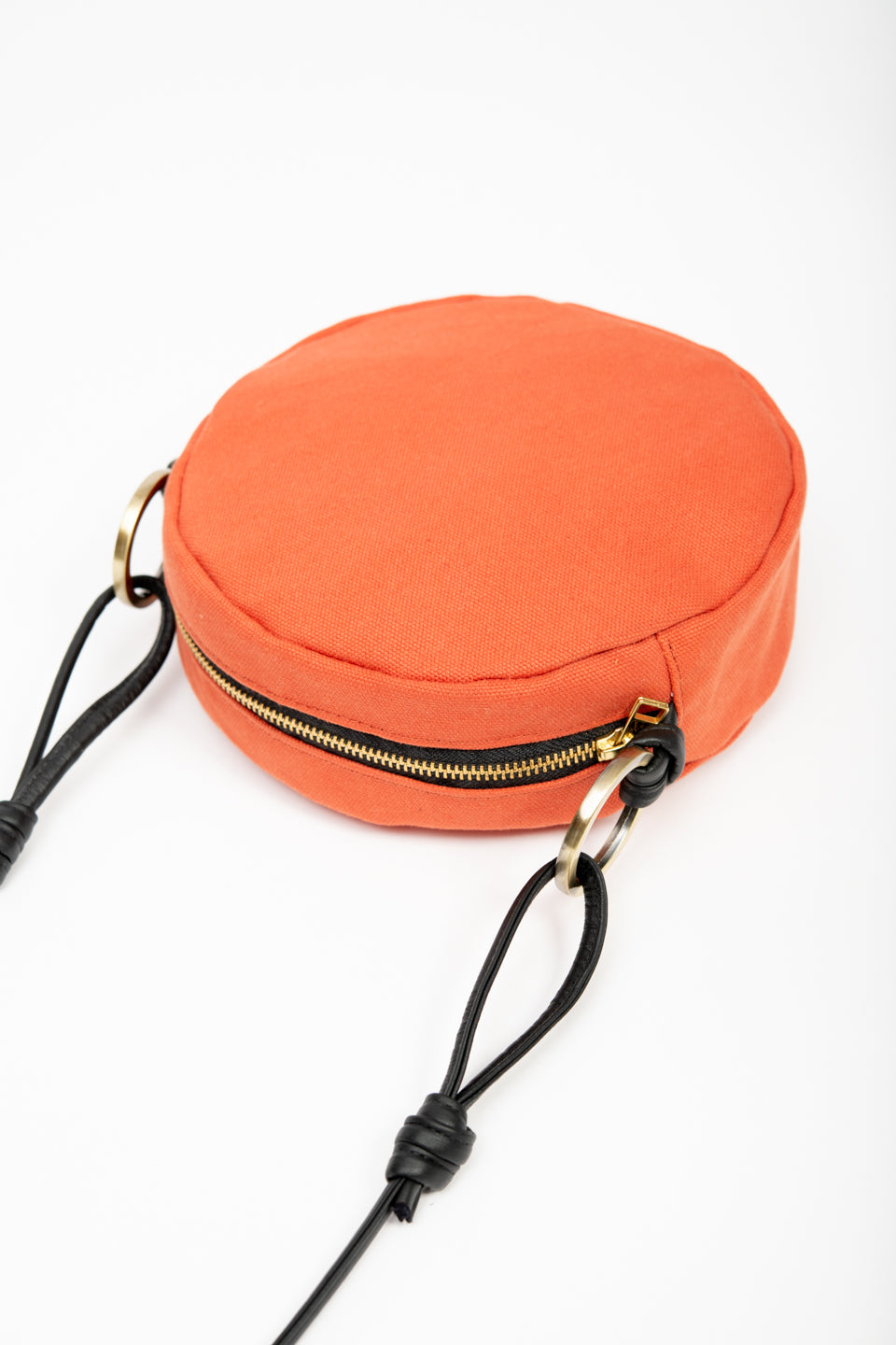Sac à main tout rond à bandoulière modèle ROTONDO de la collection Géométrie Variable