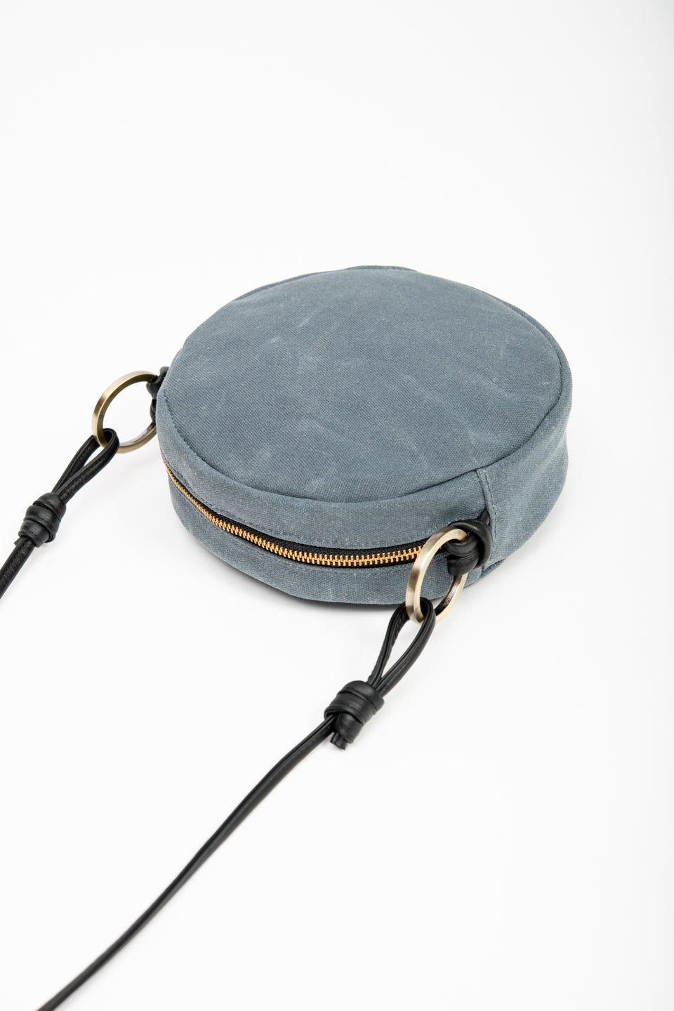 Sac à main tout rond à bandoulière modèle ROTONDO de la collection Géométrie Variable