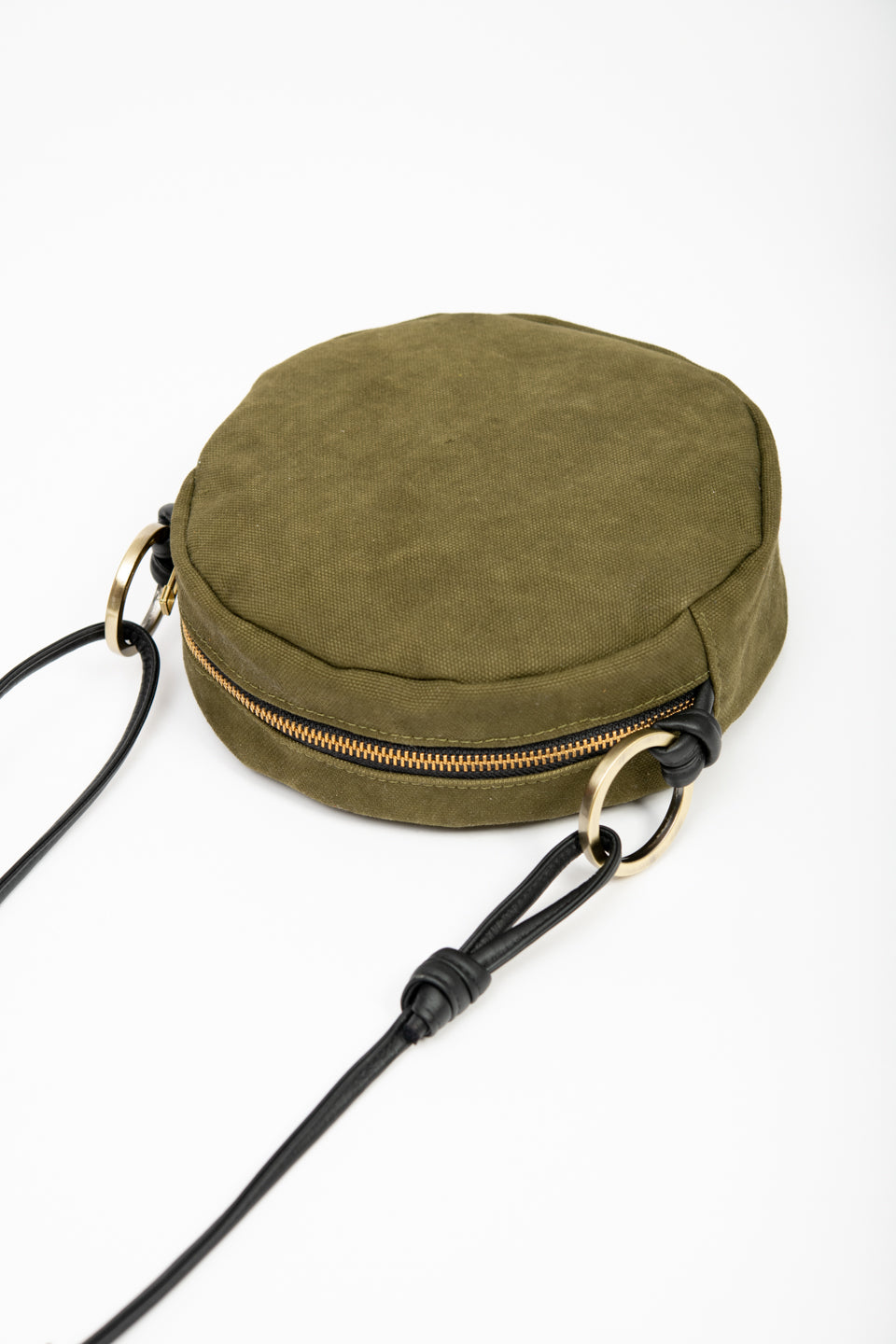 Sac à main tout rond à bandoulière modèle ROTONDO de la collection Géométrie Variable