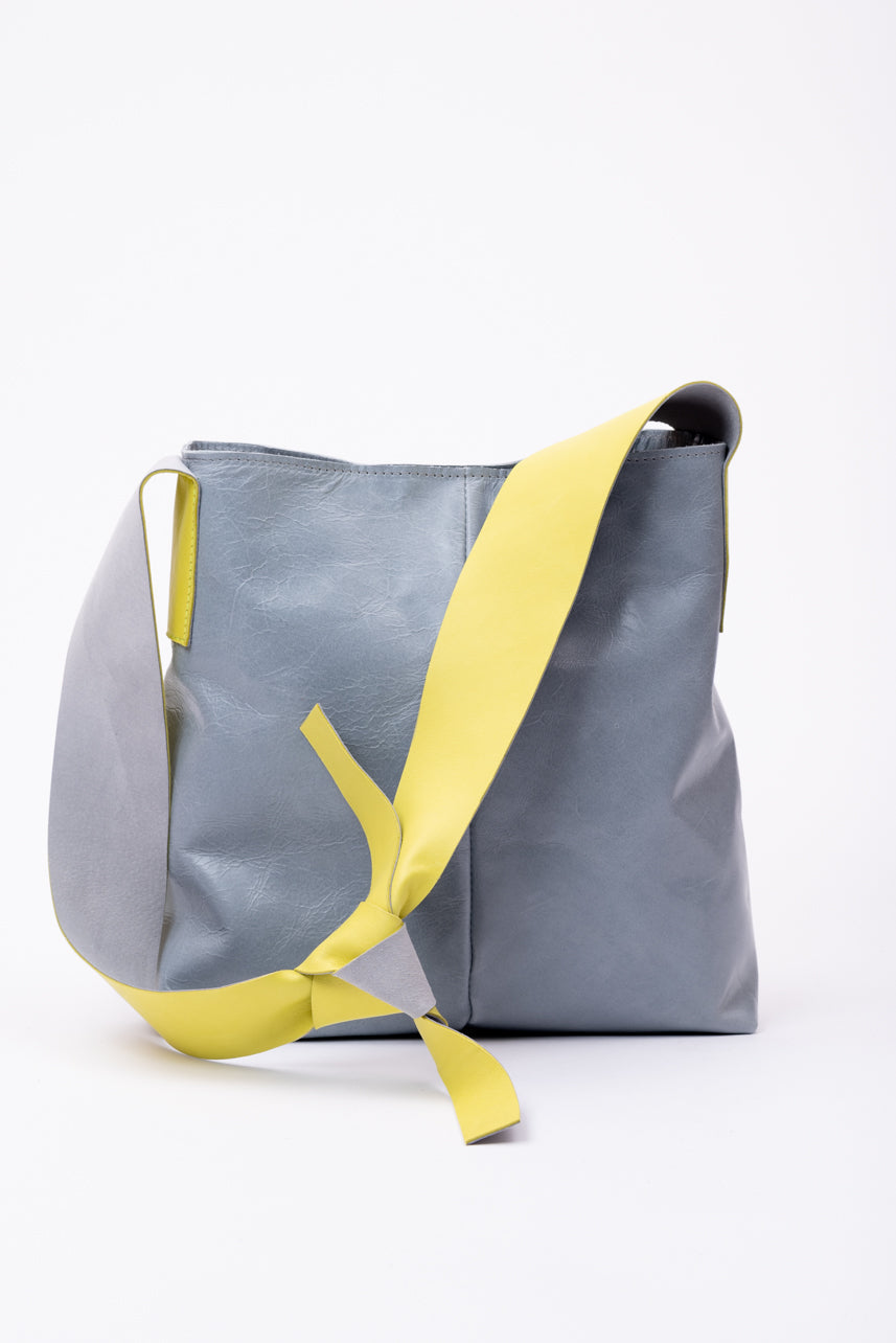 Sac cabas en cuir modèle QUADRATO