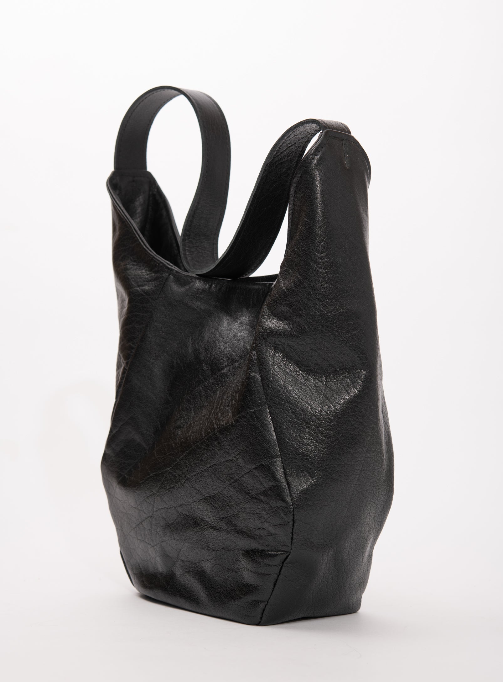 Sac cabas géométrique en cuir modèle MONT-ROYAL