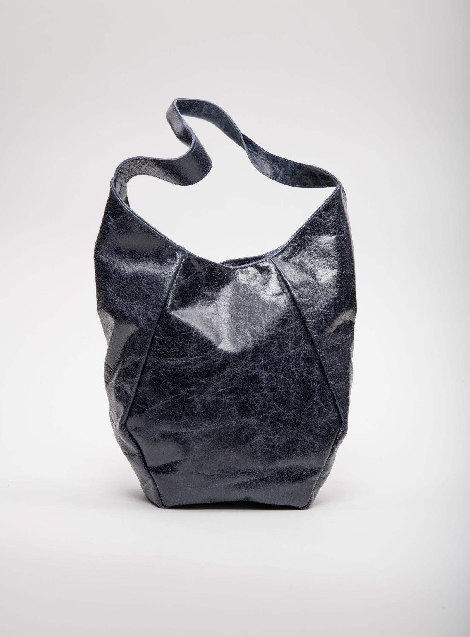 Sac cabas géométrique en cuir modèle MONT-ROYAL