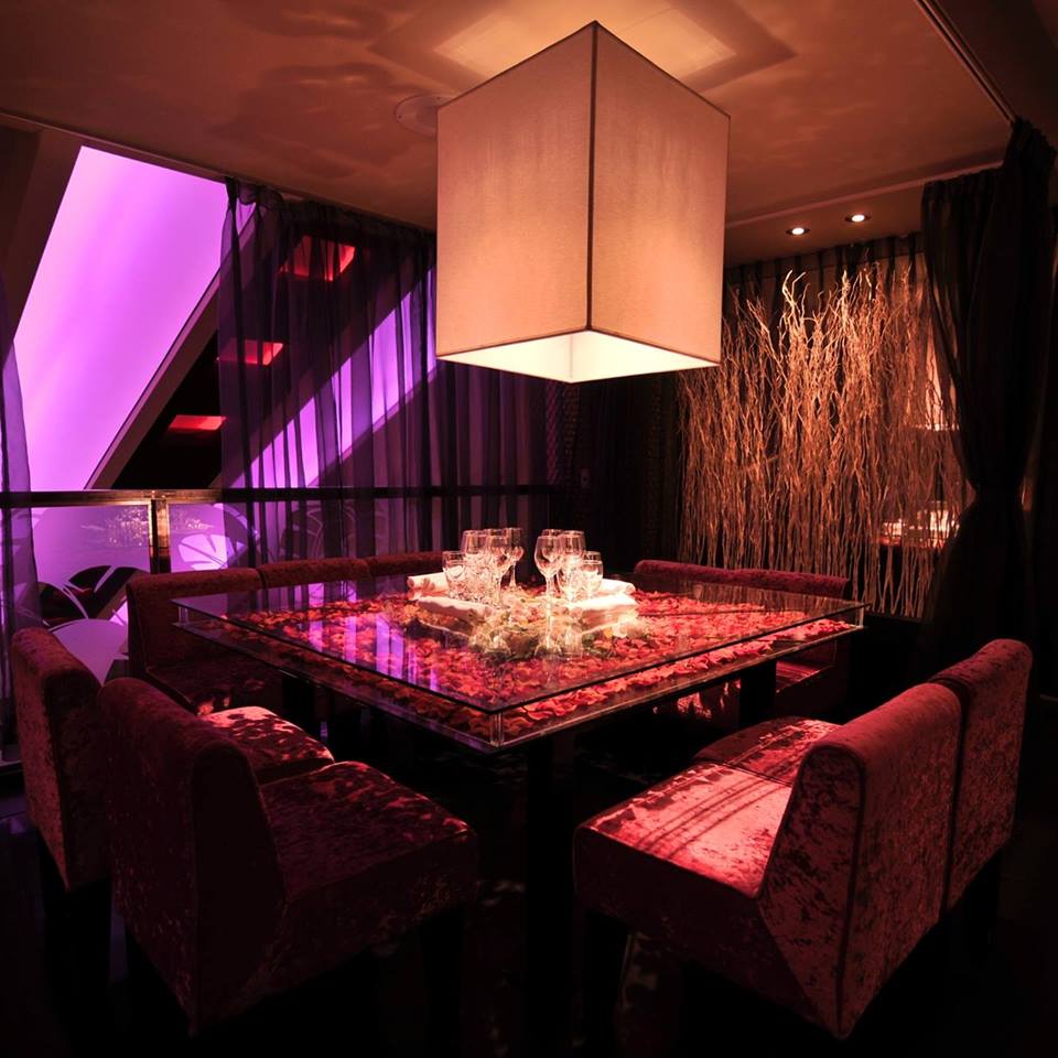 Cocktail and Asian dinner for 2 people - Kyomi Restaurant Lasalle