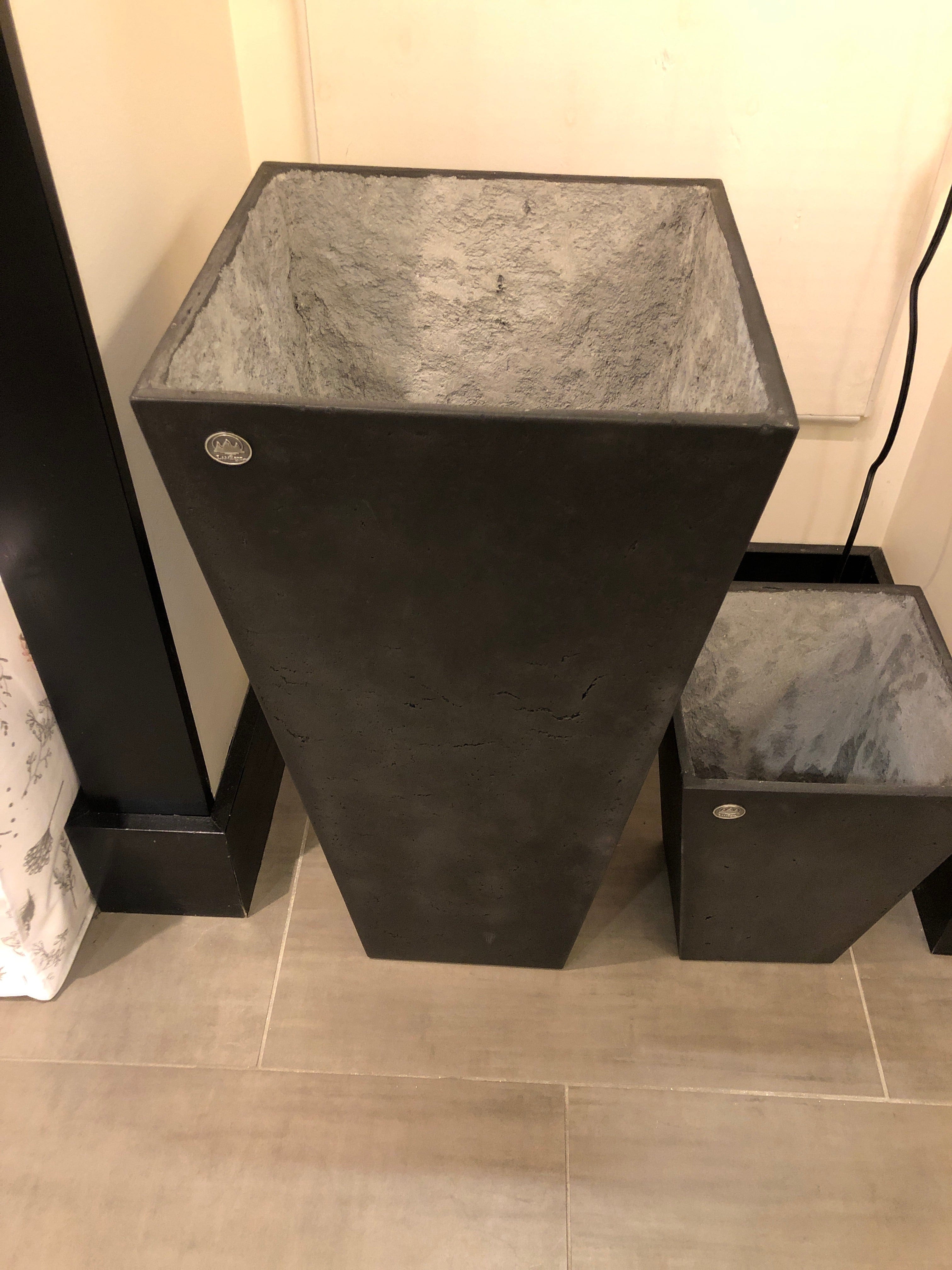 Pot à fleur carré - Noir