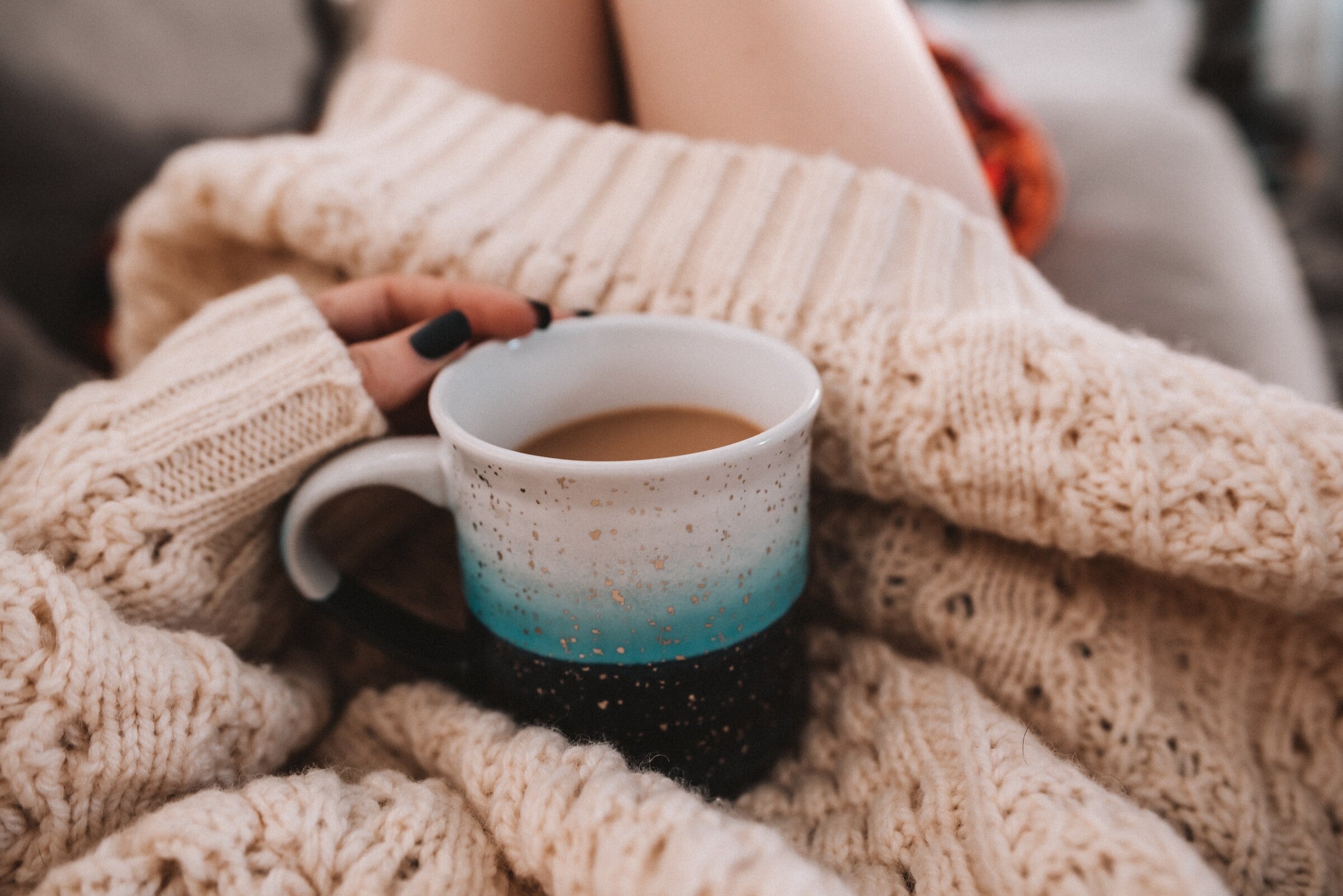 HYGGE LIVING : SURMONTER LA NOIRCEUR ET LE FROID