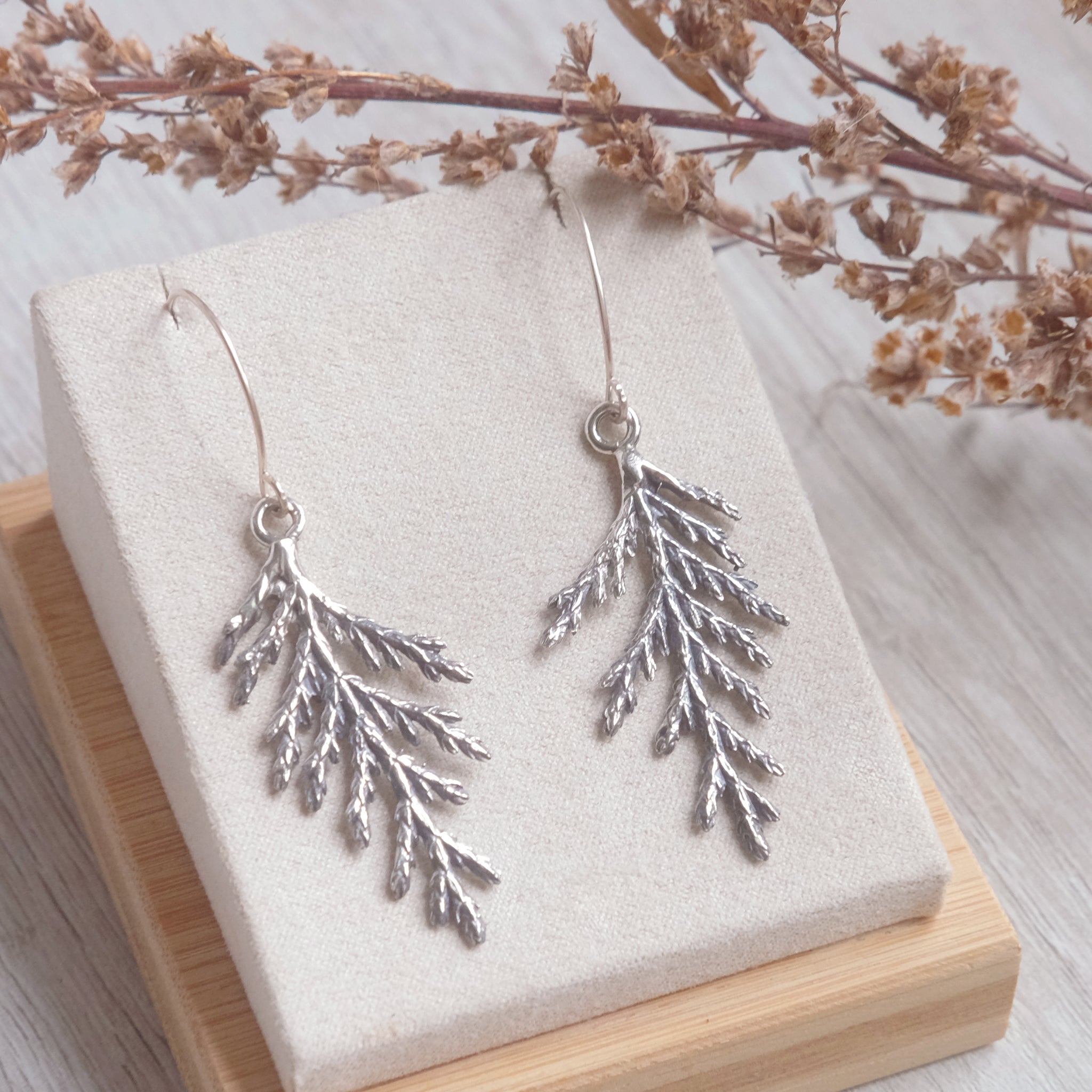 Branches de cèdre - Boucles d'oreilles en argent sterling