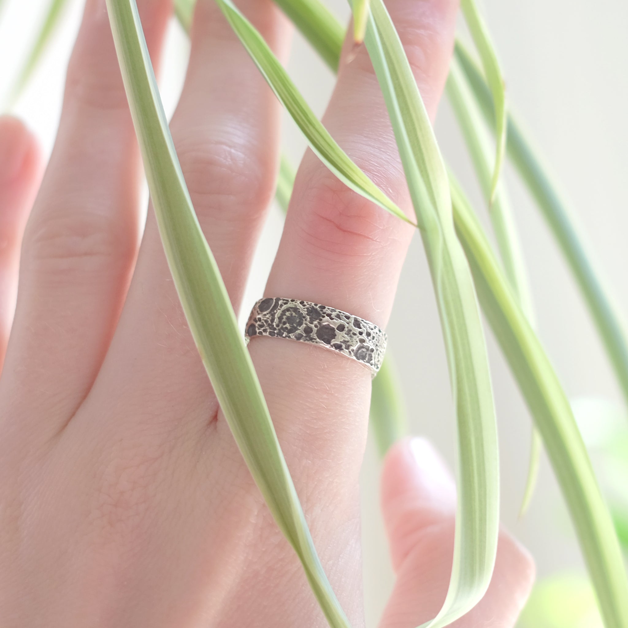 Bague Cratère de Lune – Argent Sterling