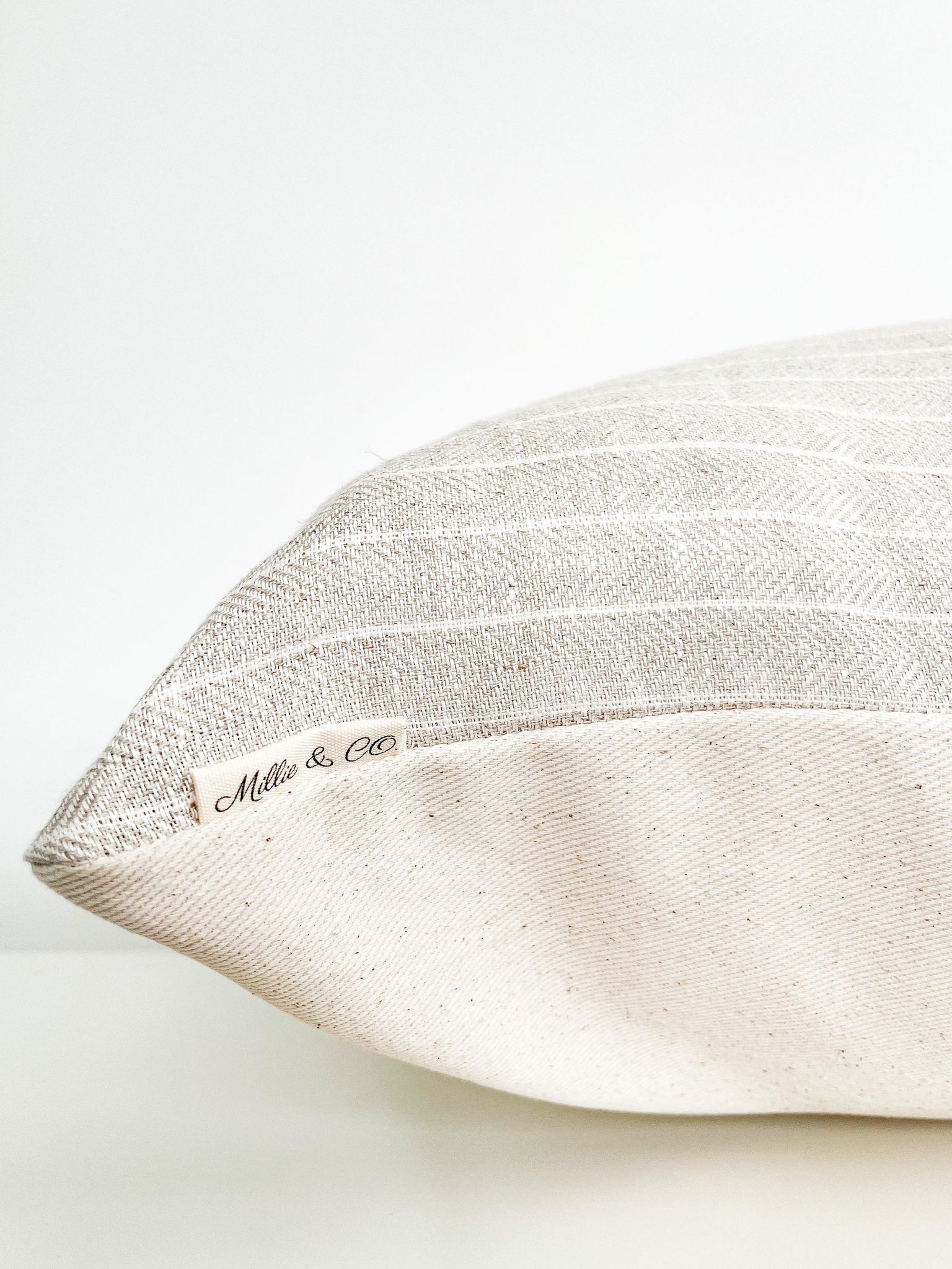 Housse de coussin Myra |  Lin rayé délicat