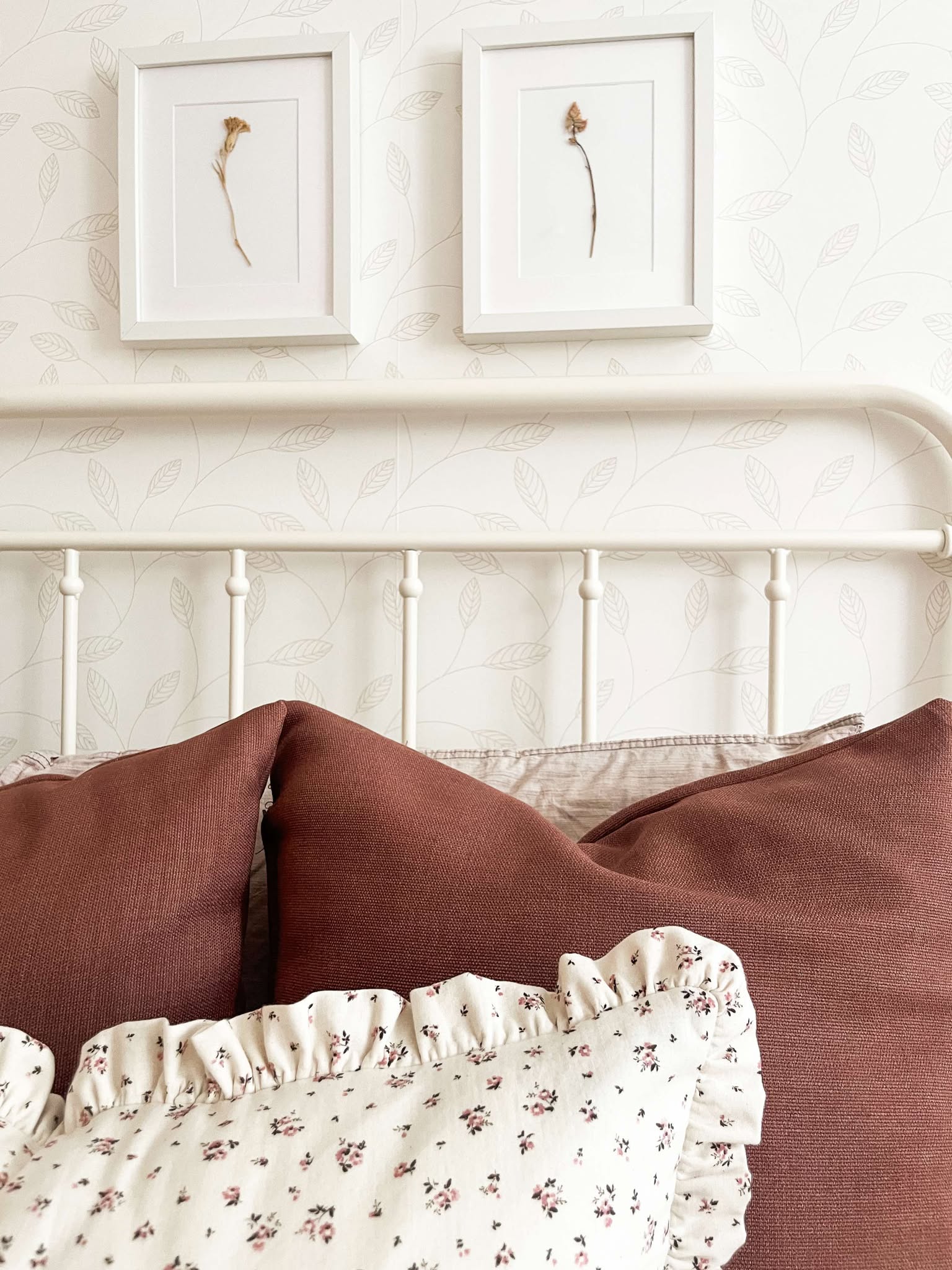 Housse de  coussin Lily-Rose réversible | Floral à frisons