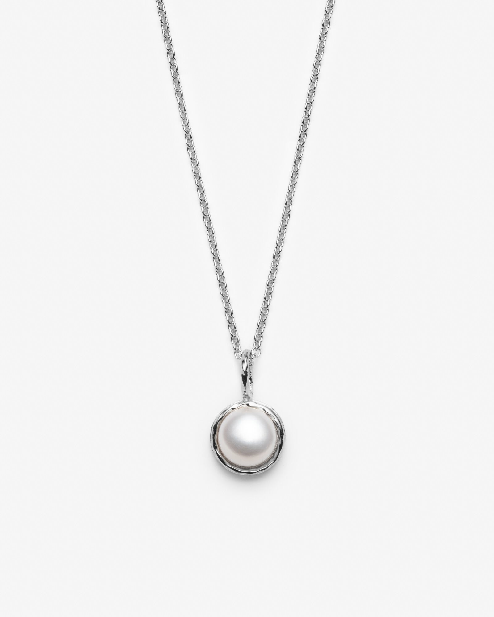 collier perle blanche minimaliste