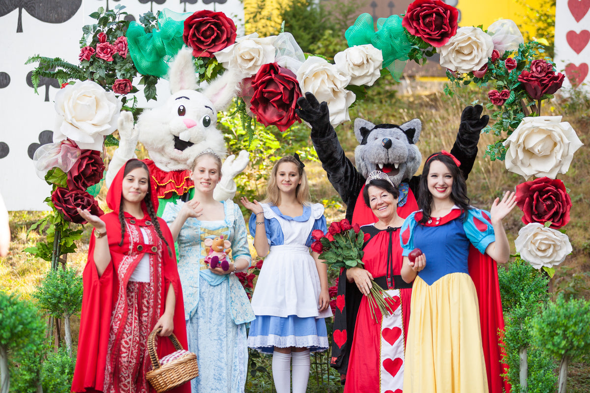 Family Activity Day for 4 - Au Pays des Merveilles