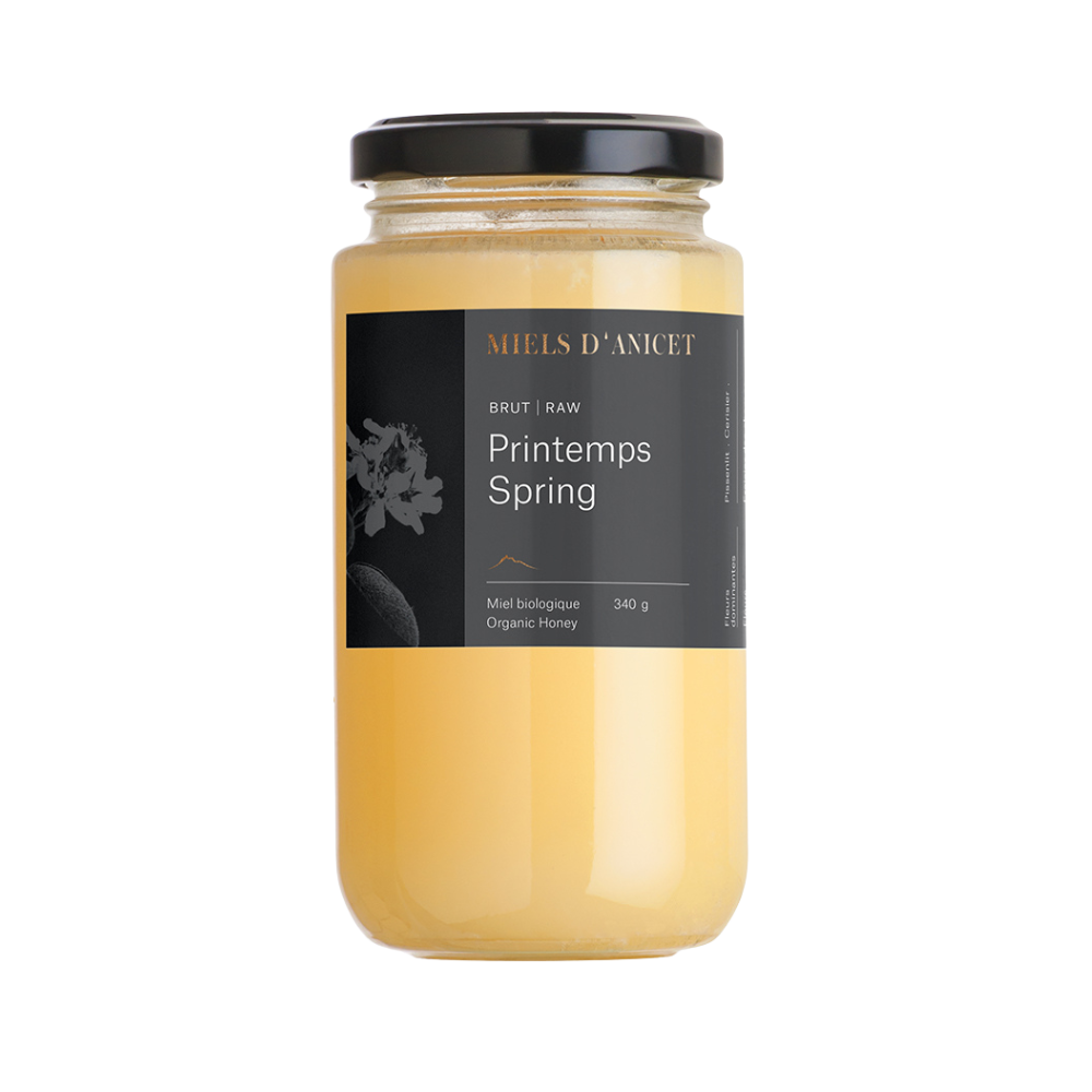 Spring raw honey