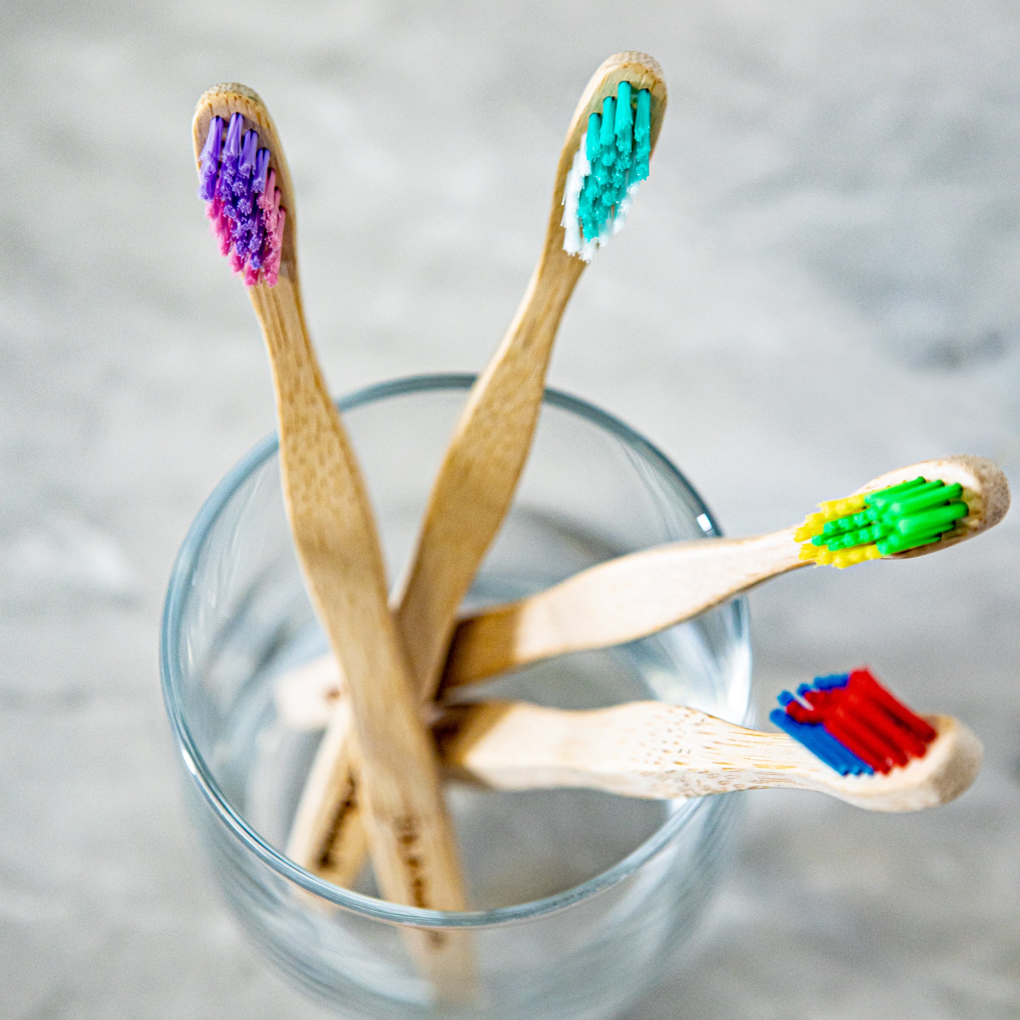 Paquet de 4 Brosses à Dents en Bamboo