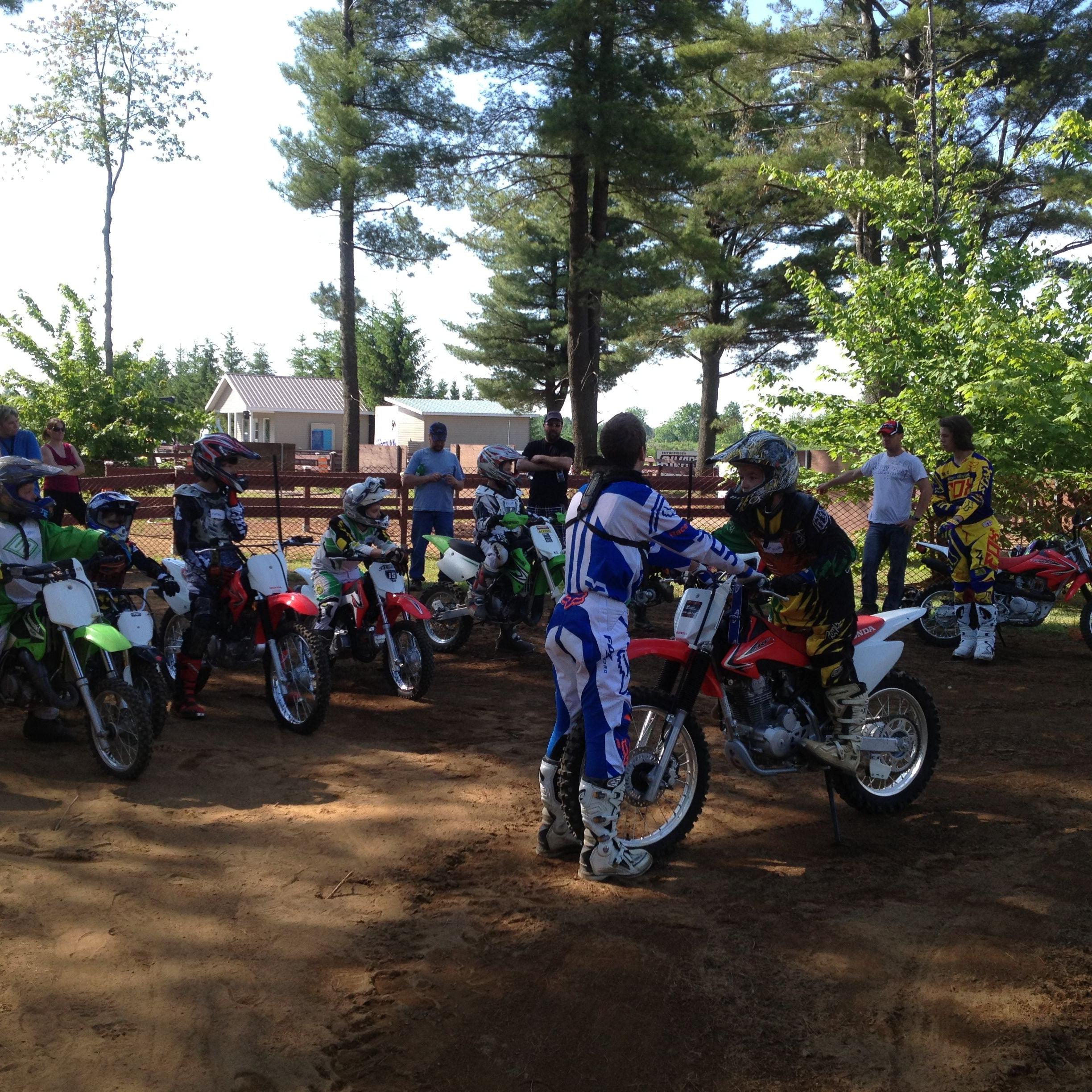 Location de Motocross pour 1 personne - Motocross Deschambault Inc.