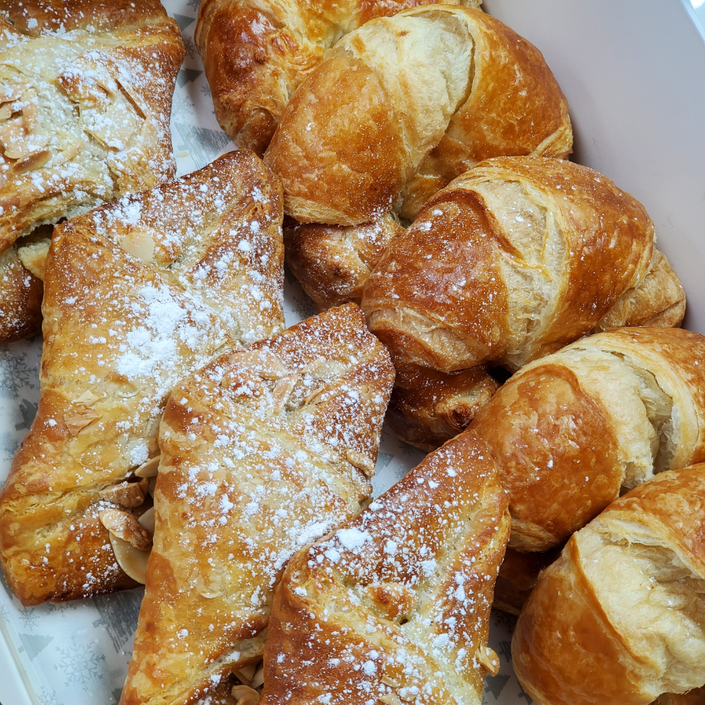 Gâteau et sucreries pour un groupe - Pâtisserie Noisette et Chocolat
