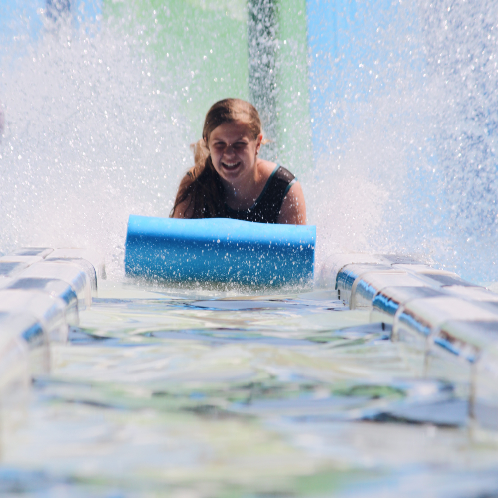 Accès au parc aquatique pour une famille de 4 personnes - AquaParc H2O