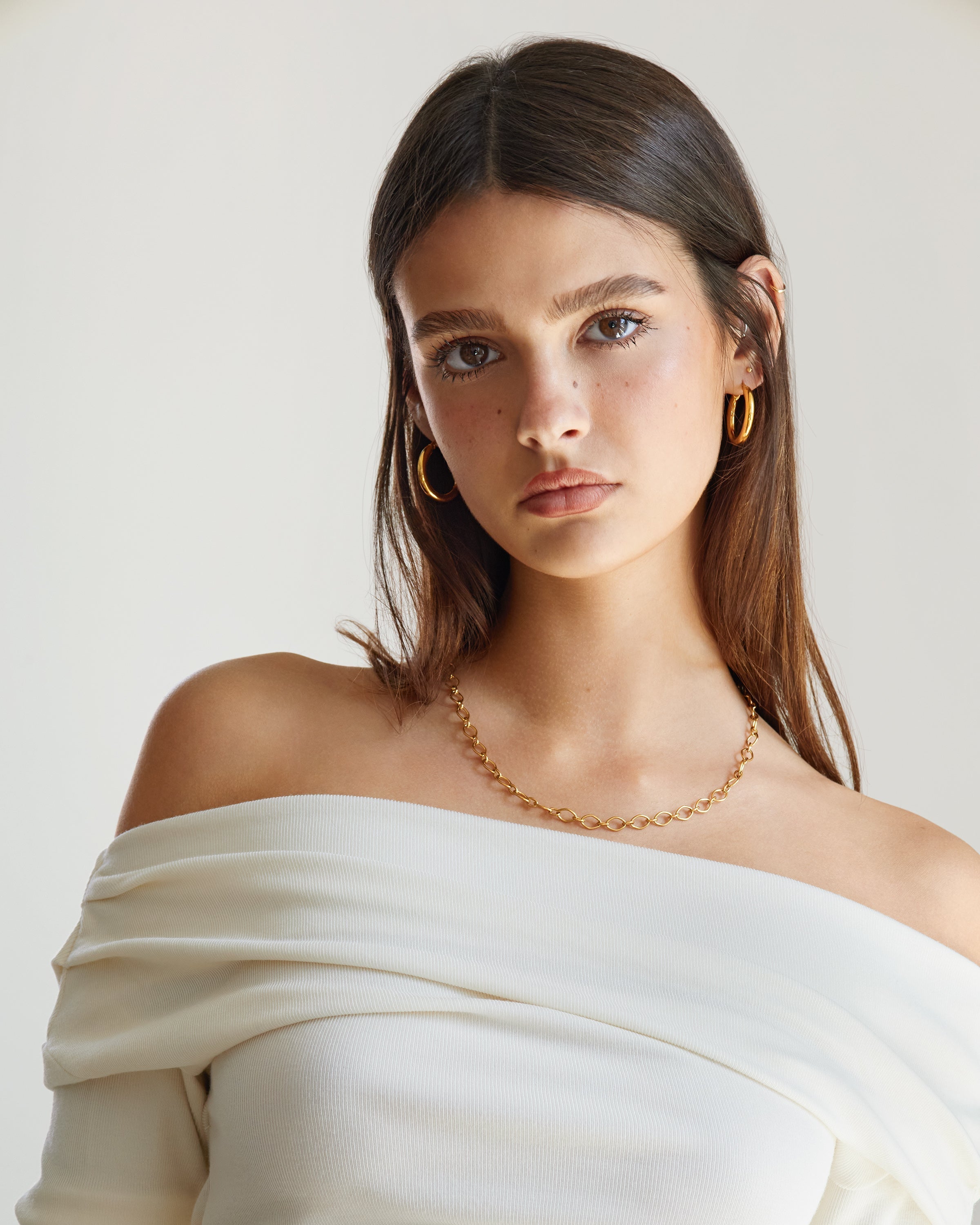 Collier Statement oval