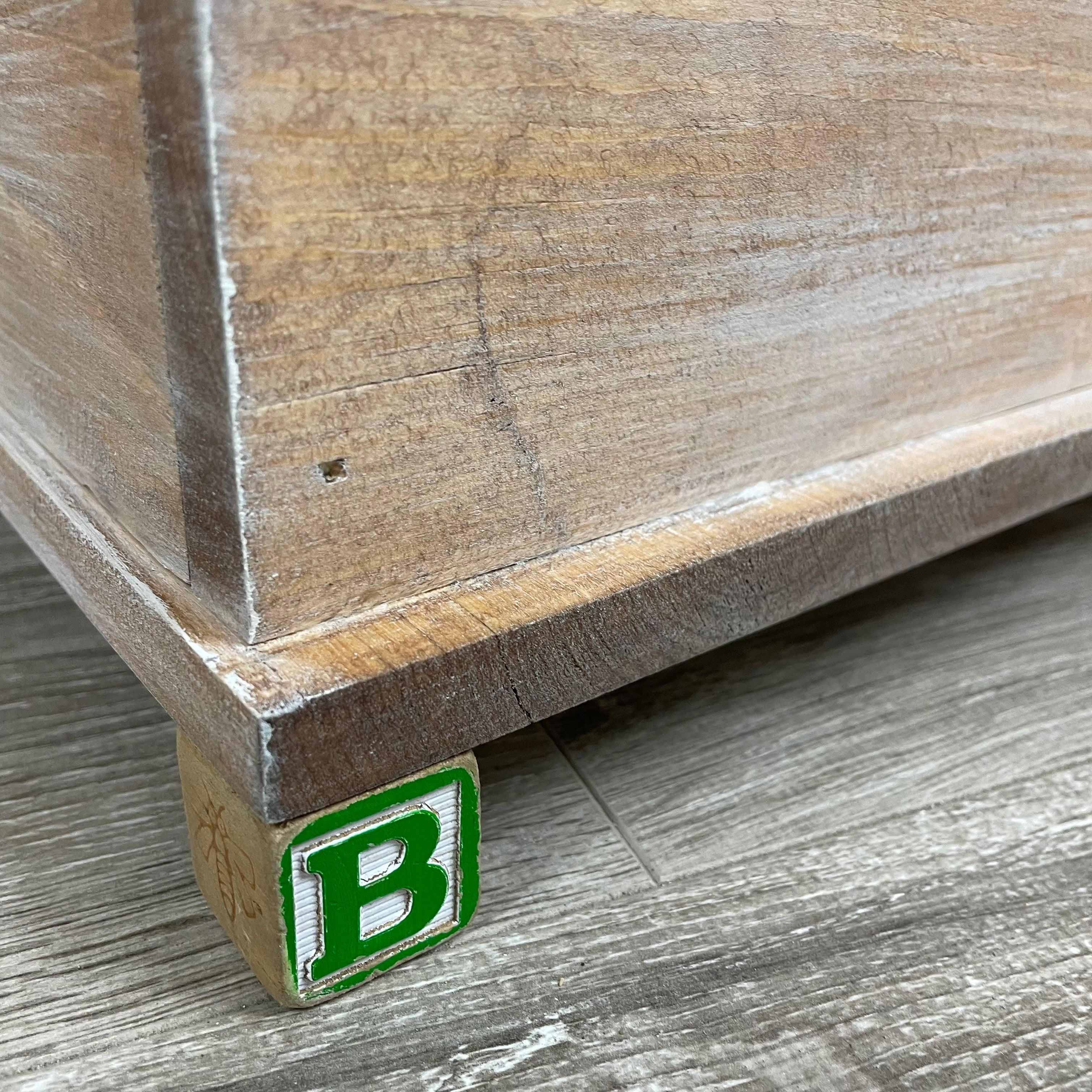 Petit coffre en bois pour enfants