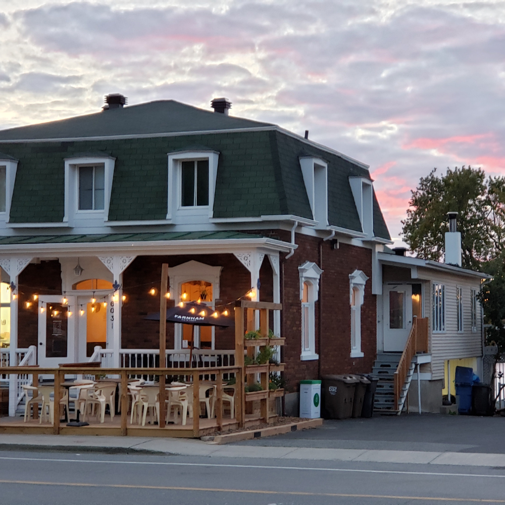 Café et déjeuner pour 2 personnes - Chez Nelson Café Bistro