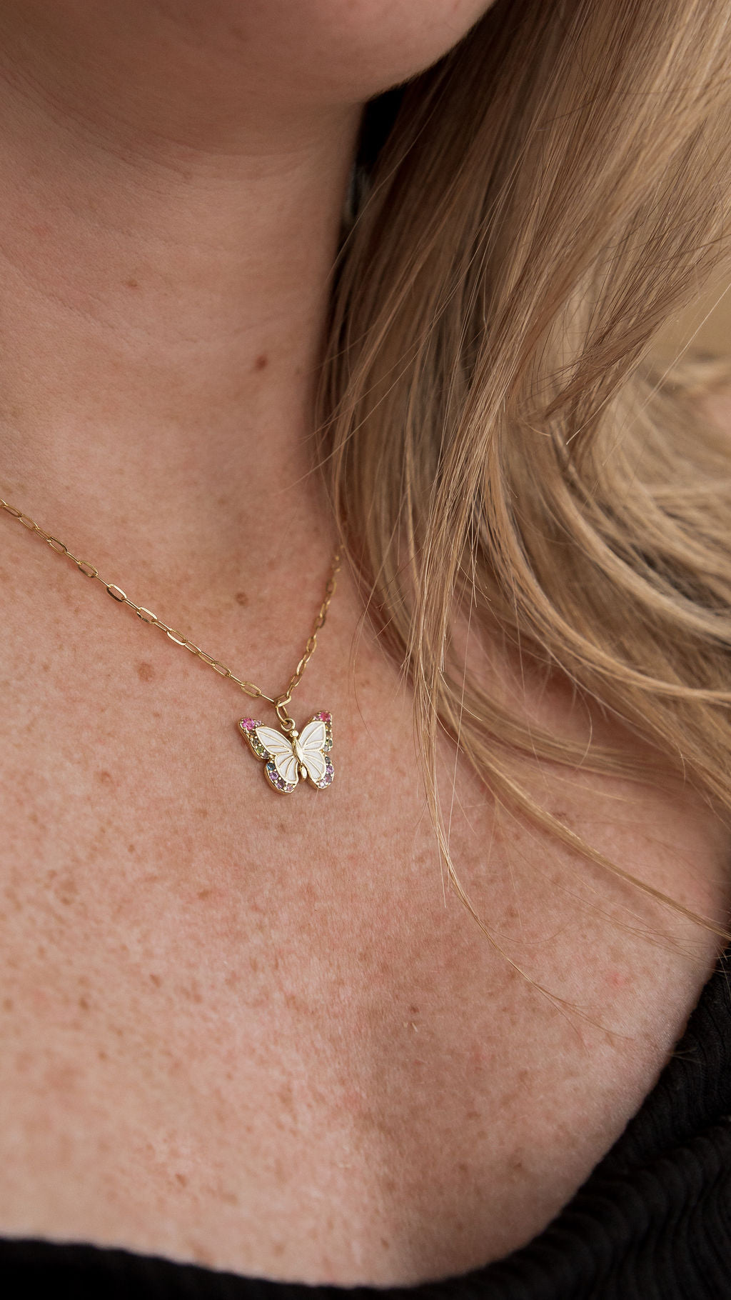 Alma necklace 3