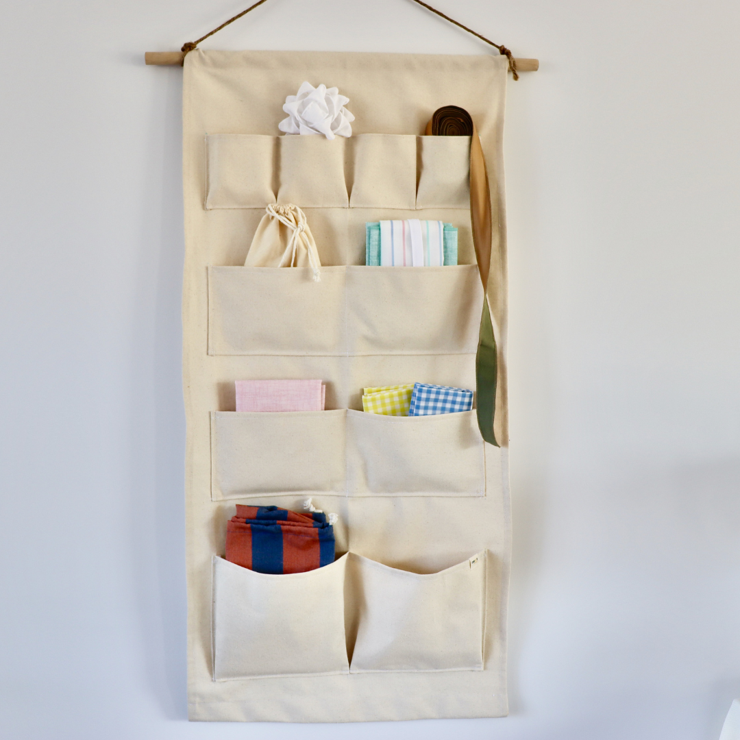 Rangement mural fait de tissu récupéré - Coton