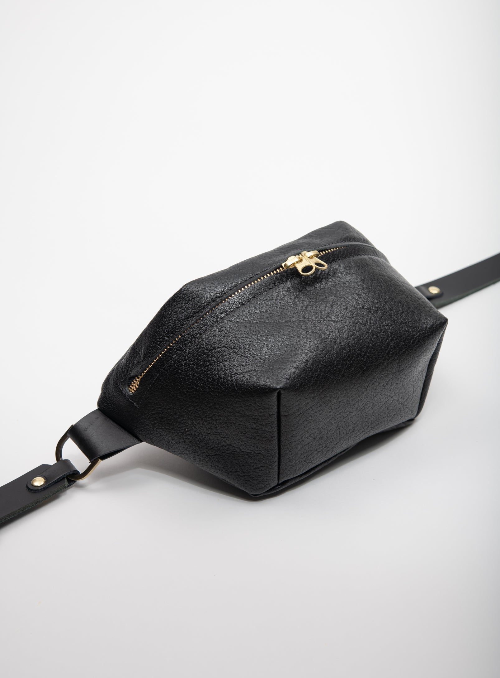 Sac banane en cuir modèle MUSA