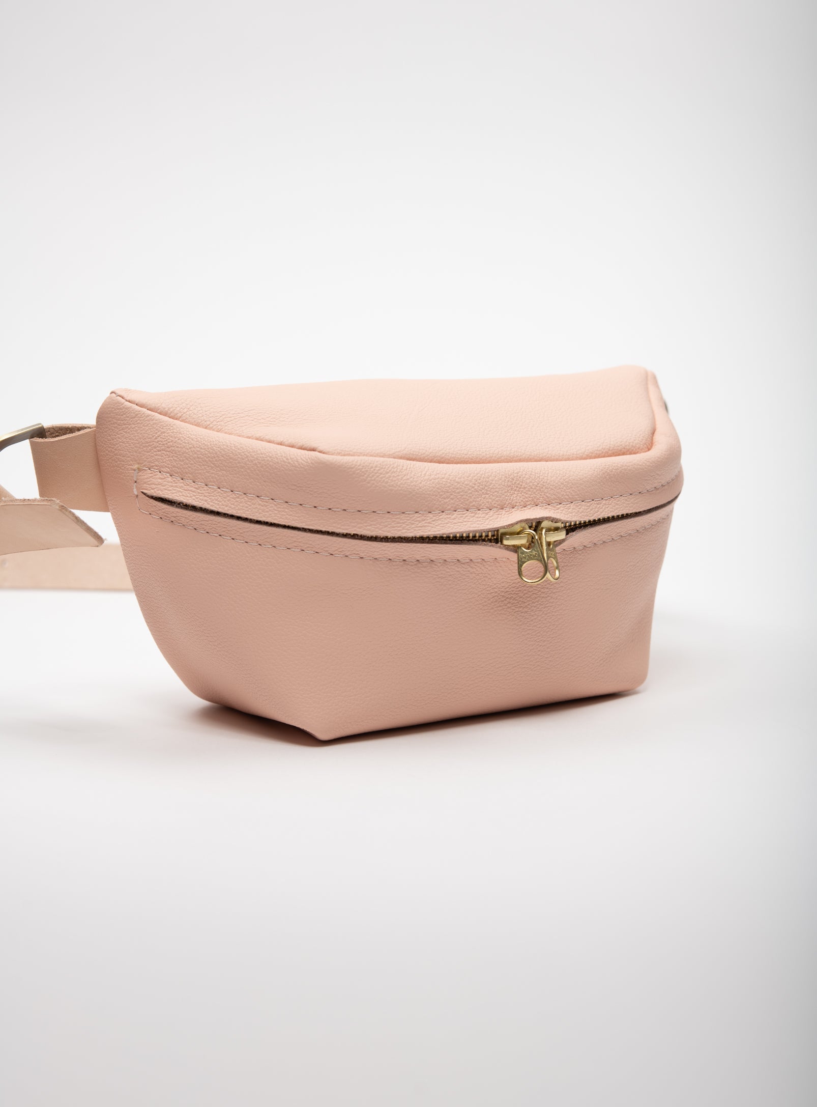 Sac banane en cuir modèle MUSA