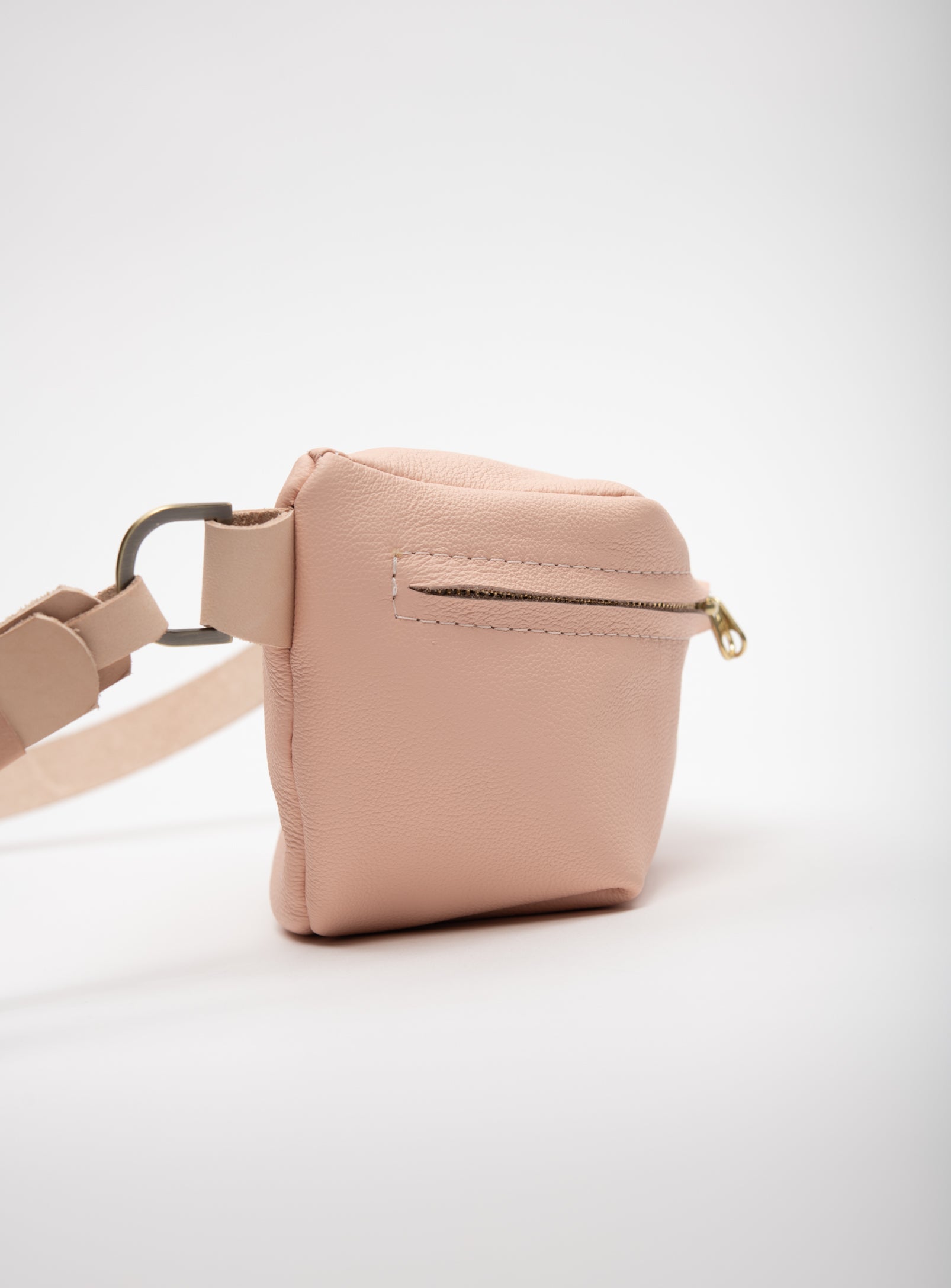 Sac banane en cuir modèle MUSA