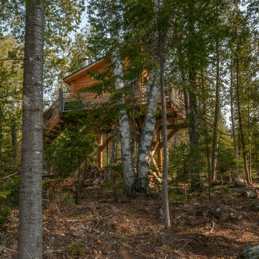 Deux nuits dans une cabane dans les arbres pour 2 personnes - Refuges du Lac Démêlé