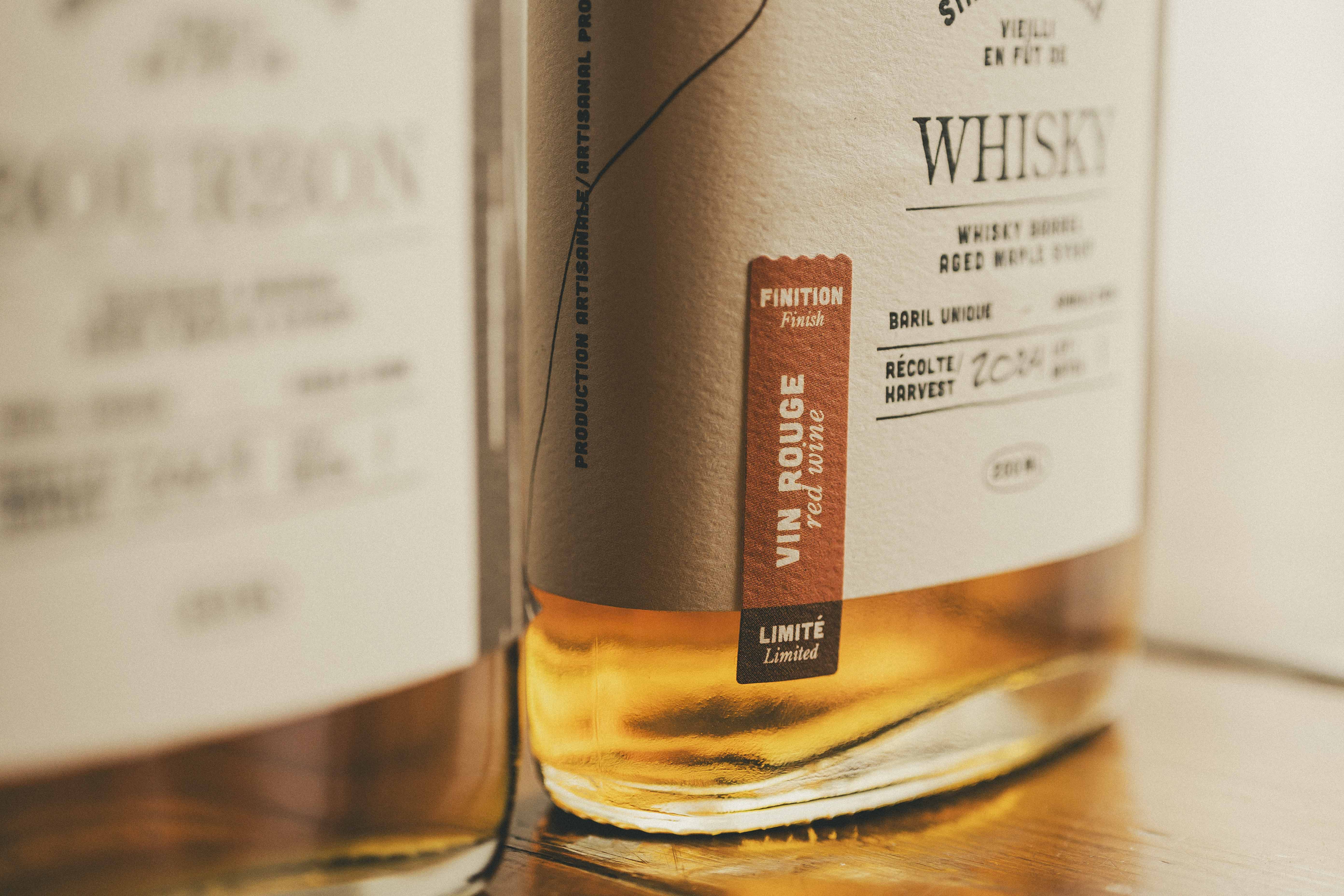 Sirop d'érable vieilli en fût de Whisky (Finish vin rouge - Édition limitée)