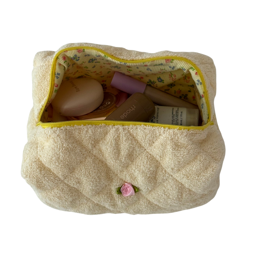 Trousse de maquillage jaune beurre