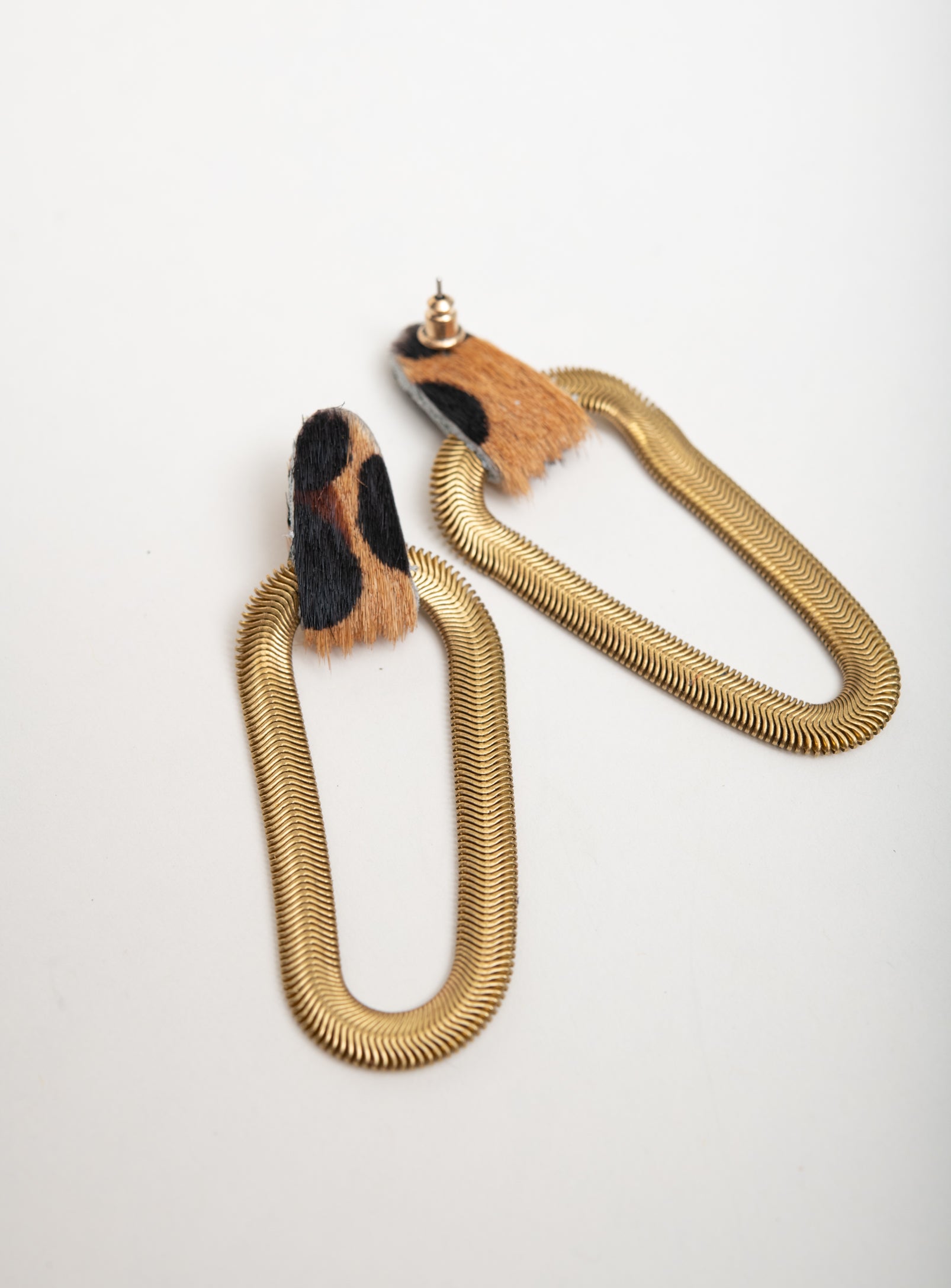 9e AVENUE boucles d'oreilles en cuir et laiton