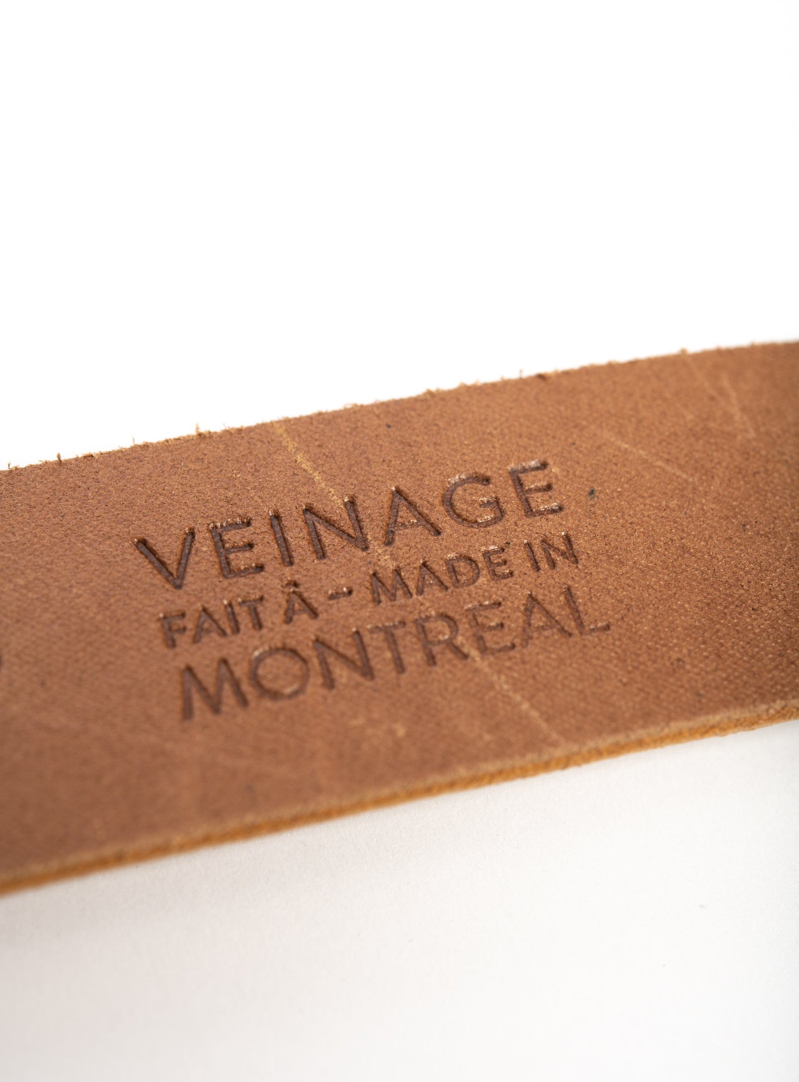 Ceinture en cuir avec boucle en laiton massif par VEINAGE