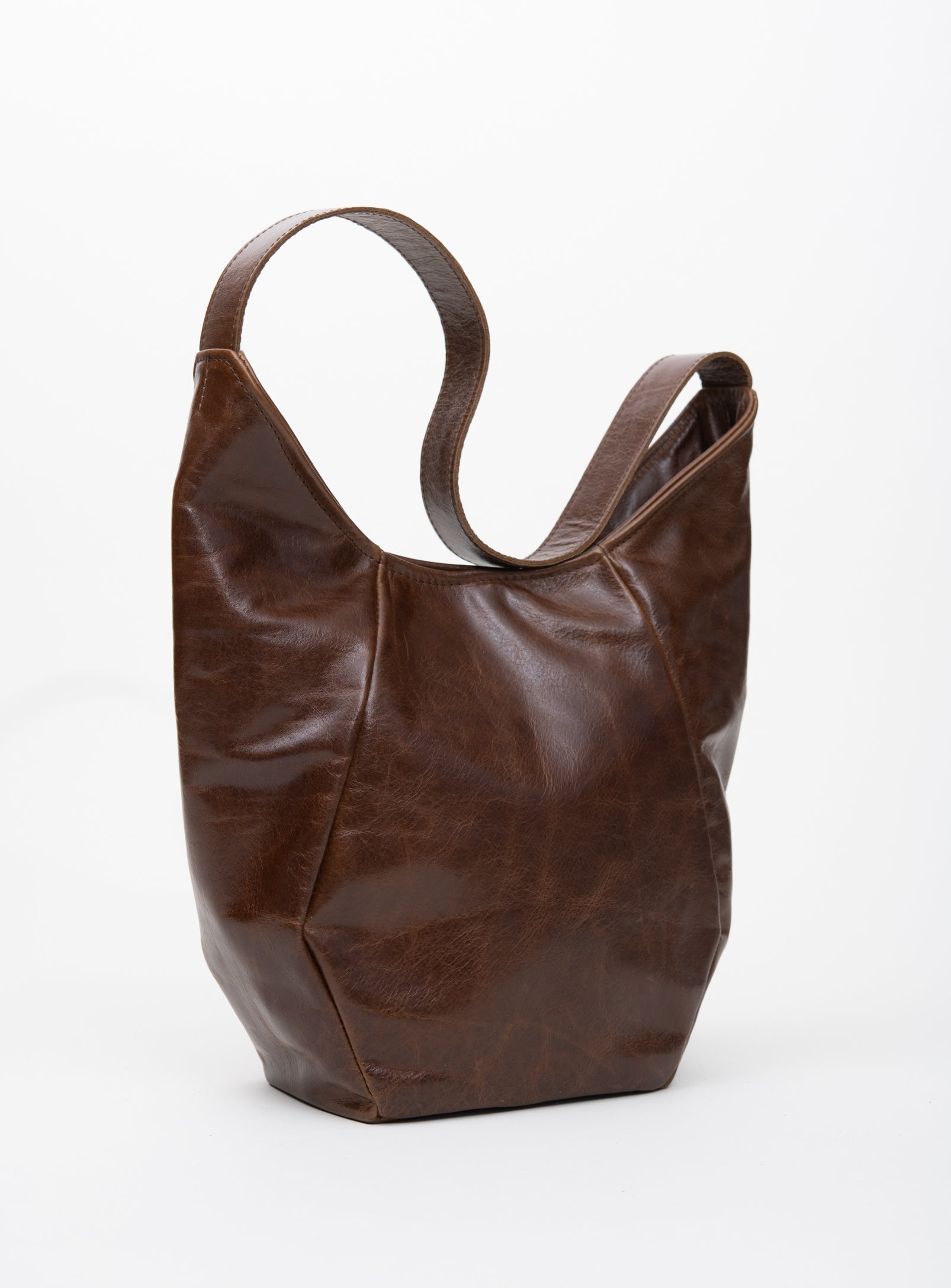 Sac cabas géométrique en cuir modèle MONT-ROYAL
