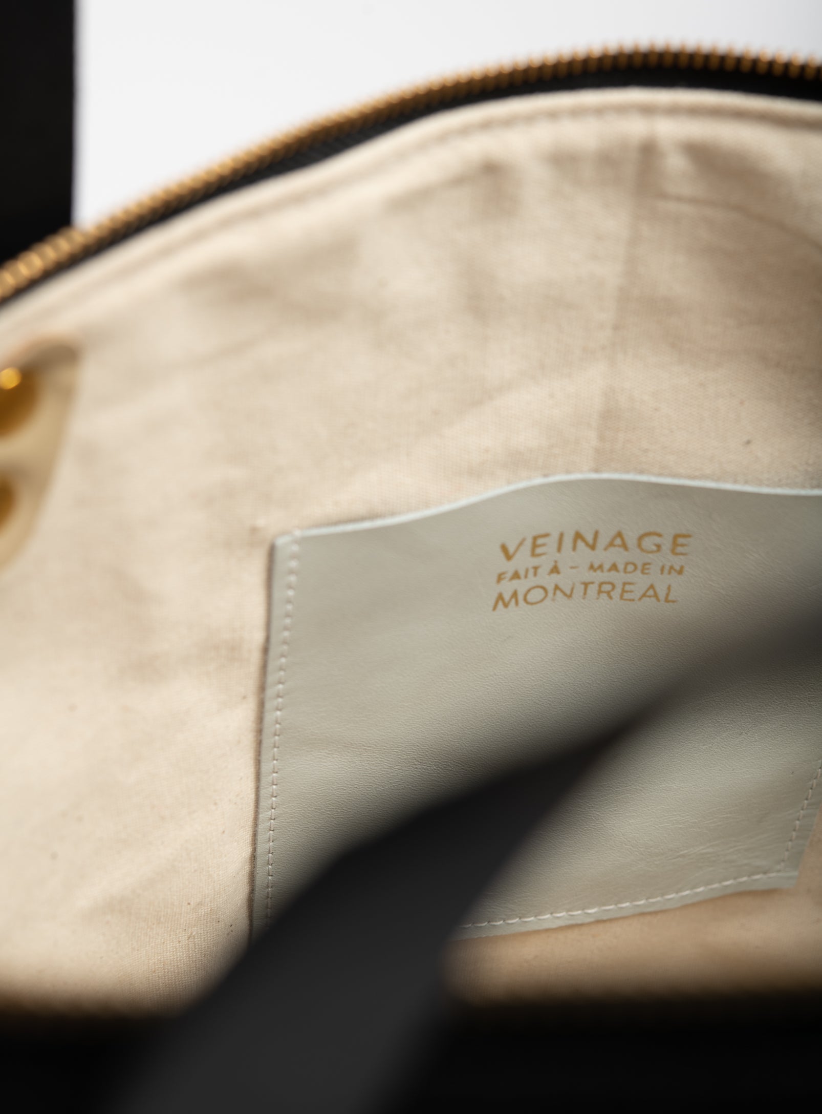 Sac de voyage en coton ciré et cuir modèle FRONTENAC