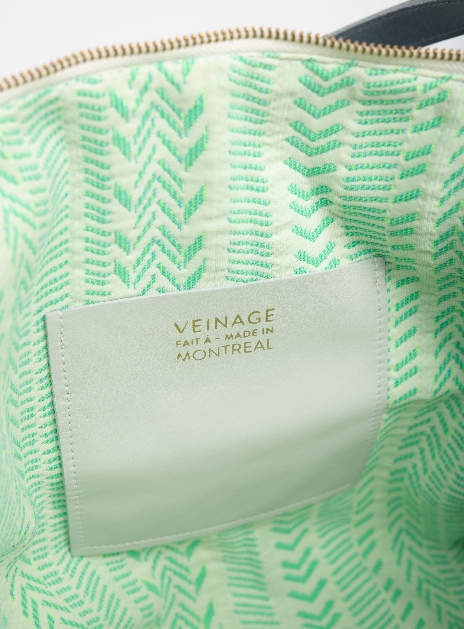 Sac de voyage en coton ciré et cuir modèle FRONTENAC