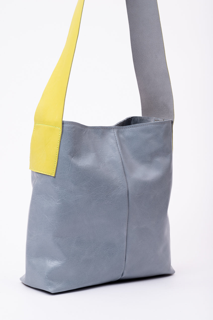 Sac cabas en cuir modèle QUADRATO