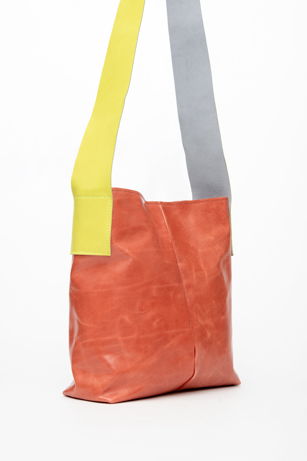 Sac cabas en cuir modèle QUADRATO