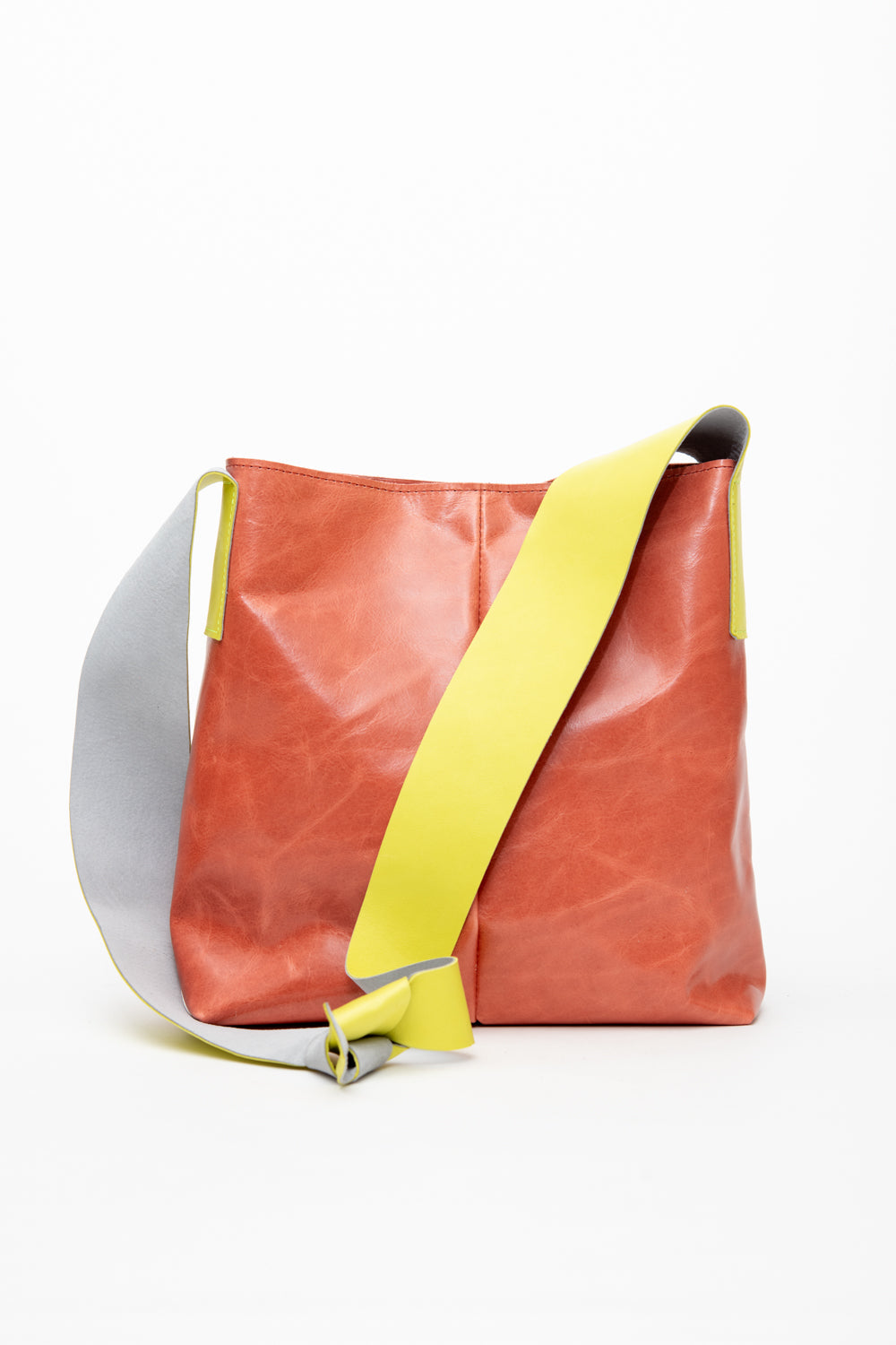 Sac cabas en cuir modèle QUADRATO