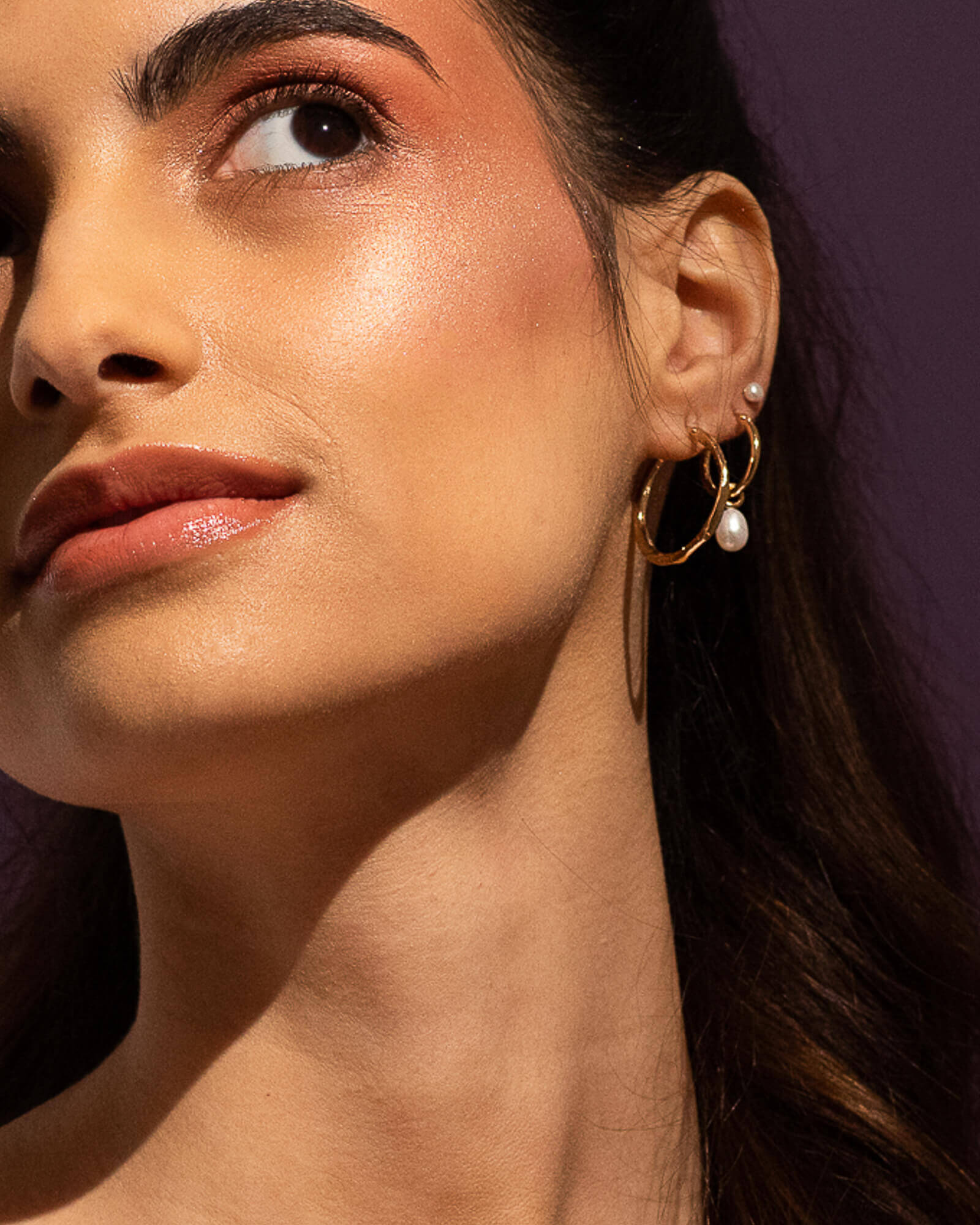 Idola - Boucles d’oreilles avec moyennes perles d’eau douce