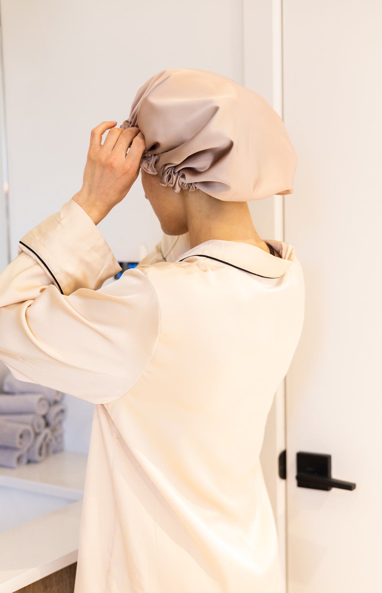 Bonnet de nuit en satin